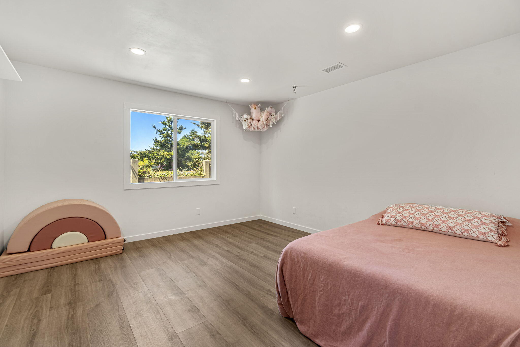 2430 Thiel Avenue, McKinleyville