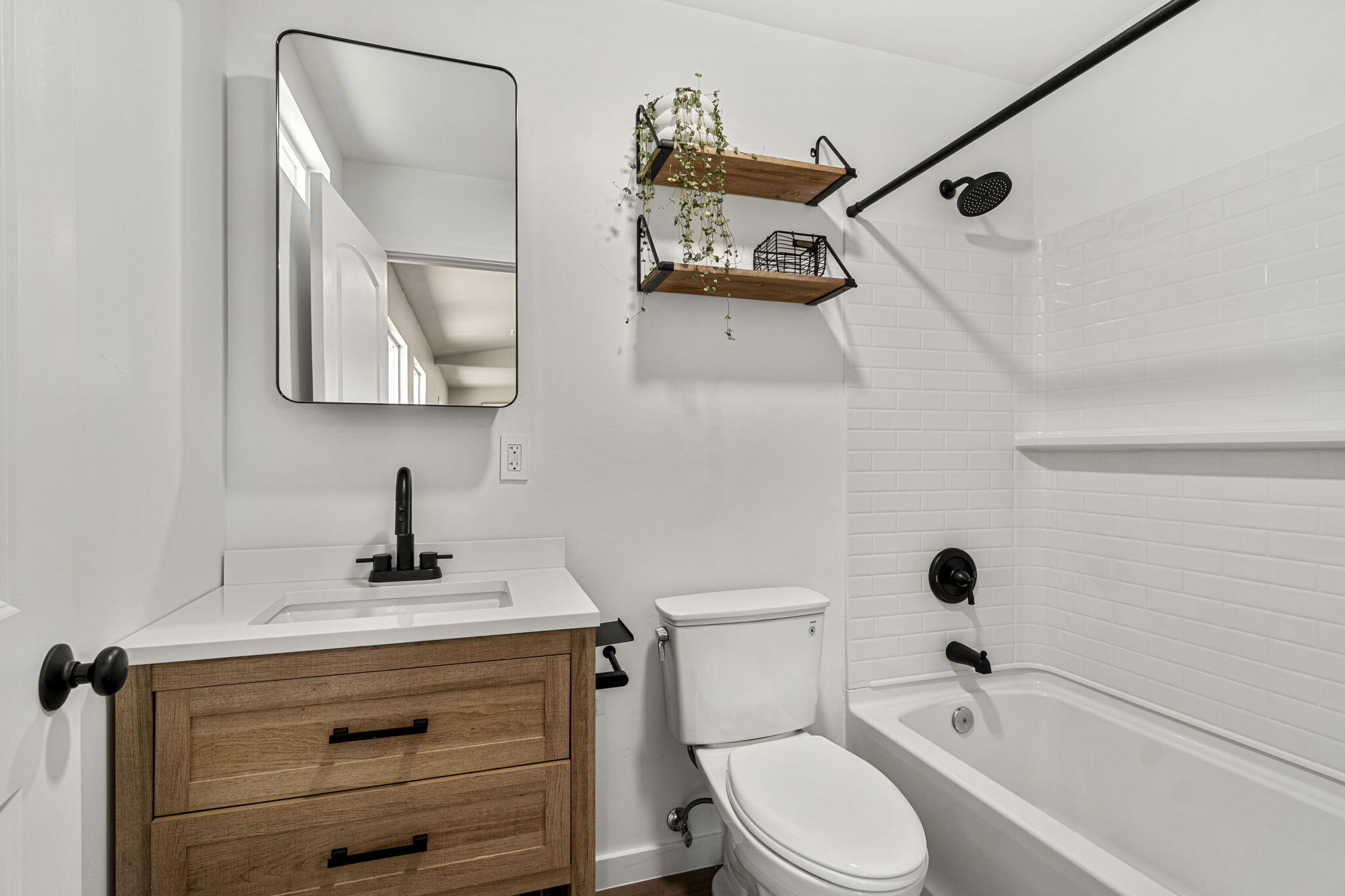 2430 Thiel Avenue, McKinleyville