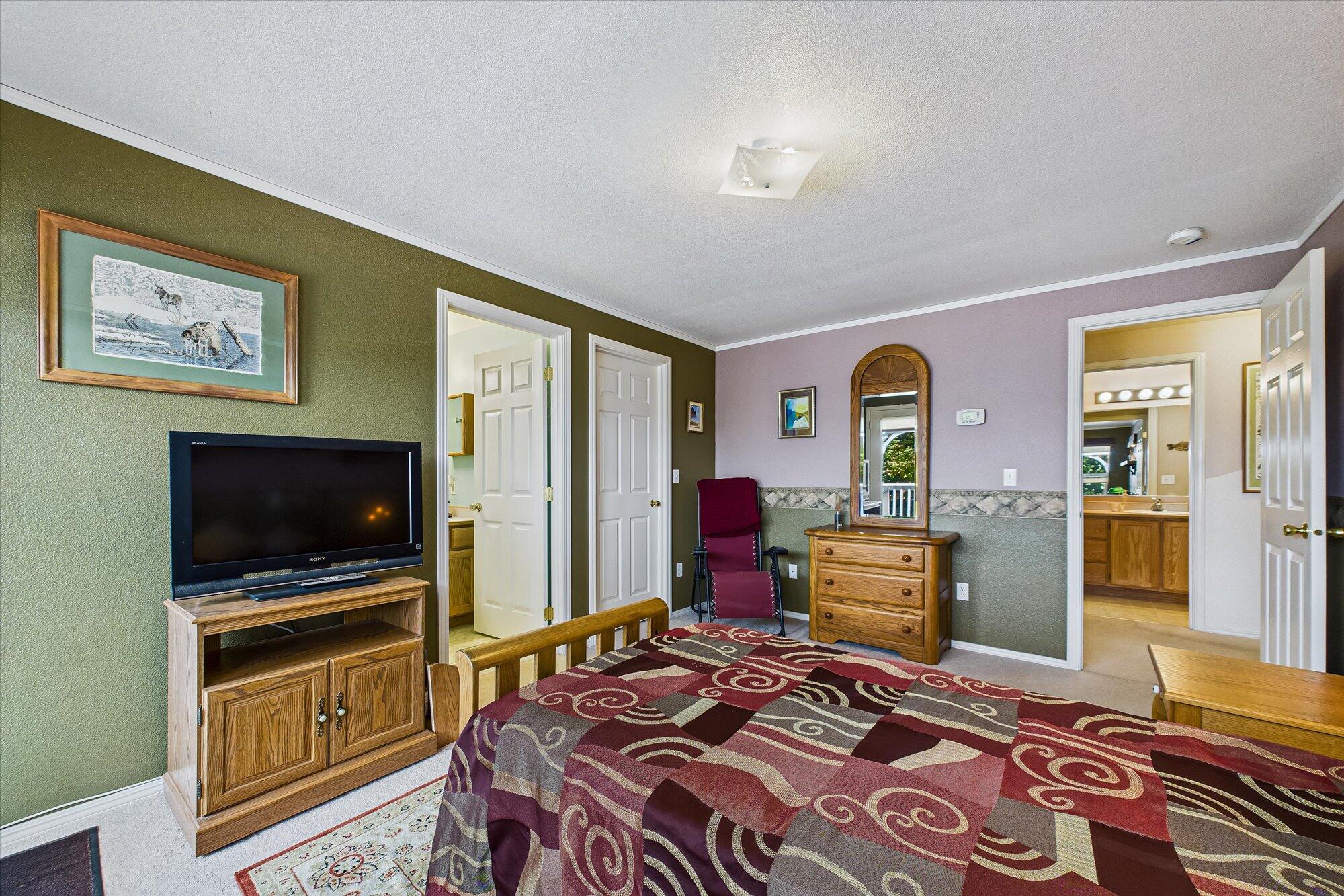 3995 Hillside Court