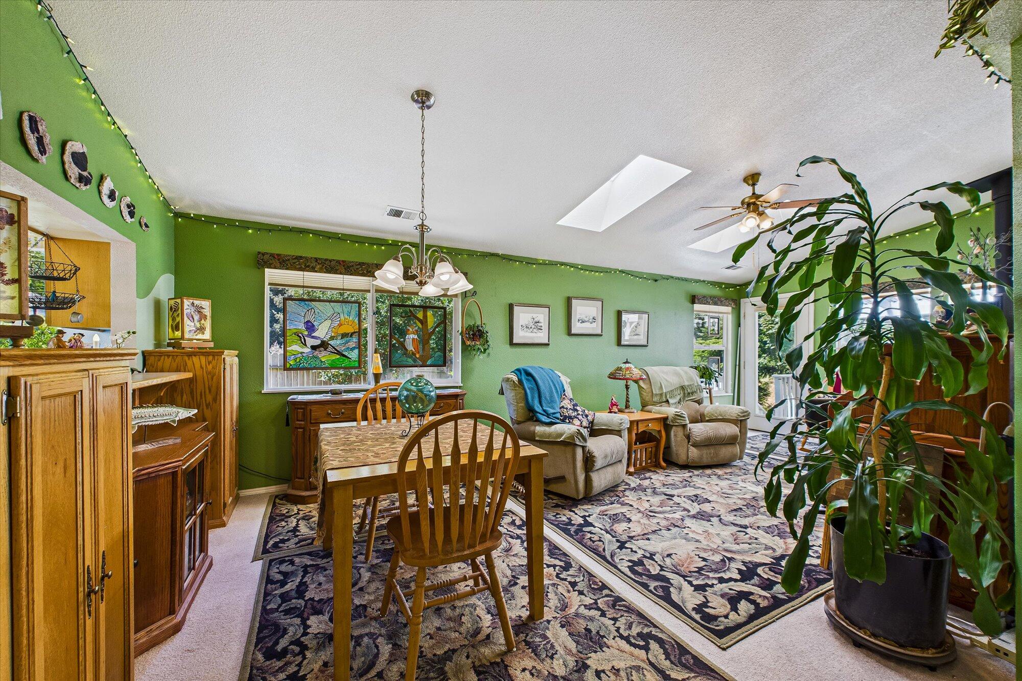 3995 Hillside Court