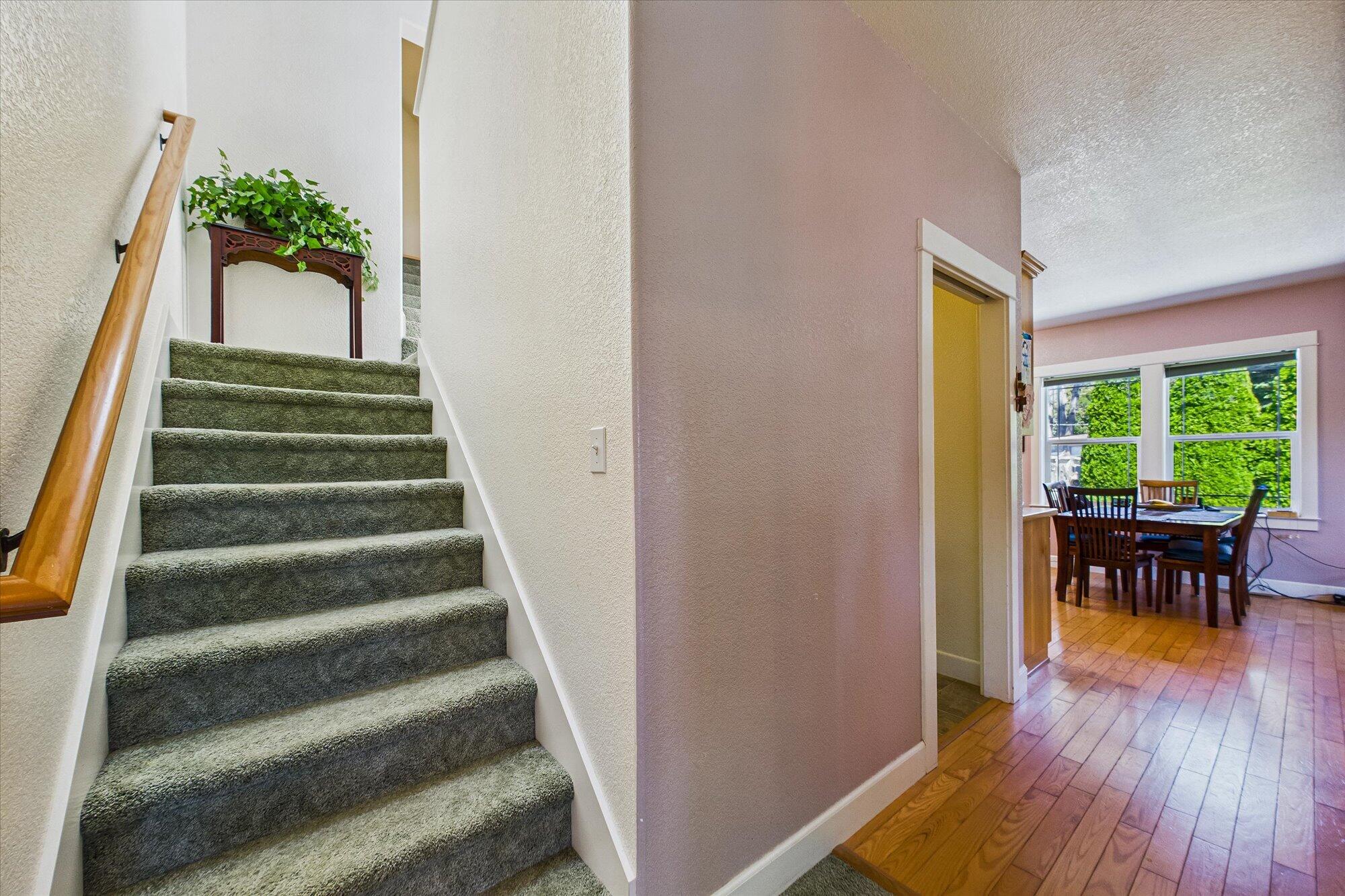 102 Larson Heights Road