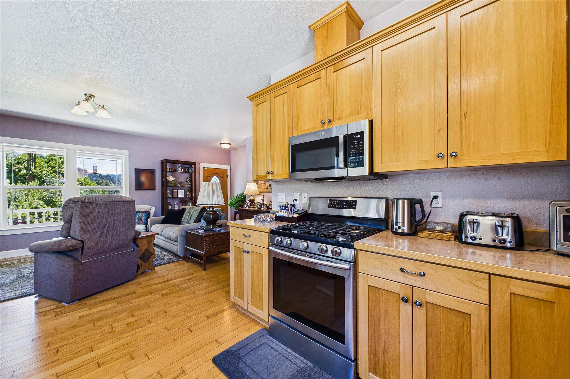 102 Larson Heights Road