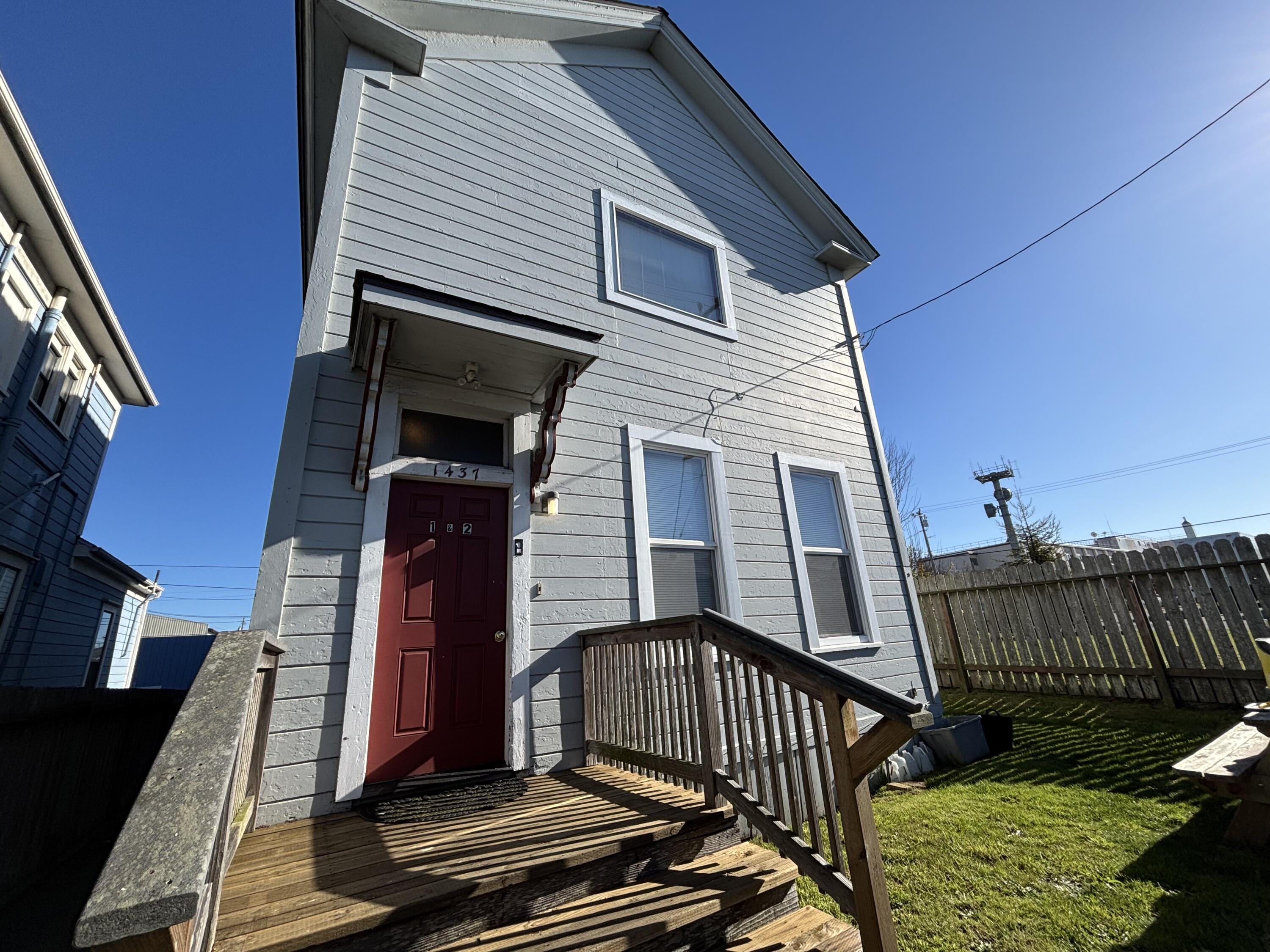 1437 Albee Street