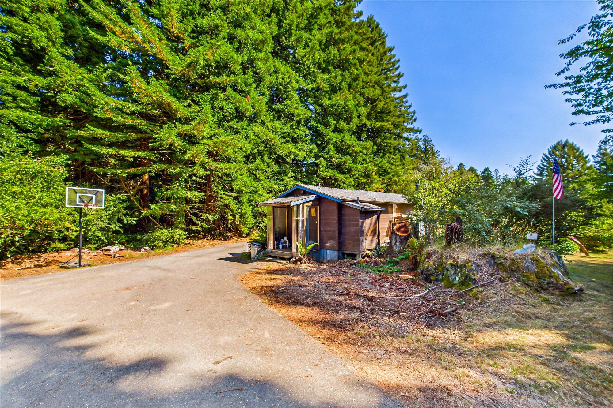 4725 Cummings Road