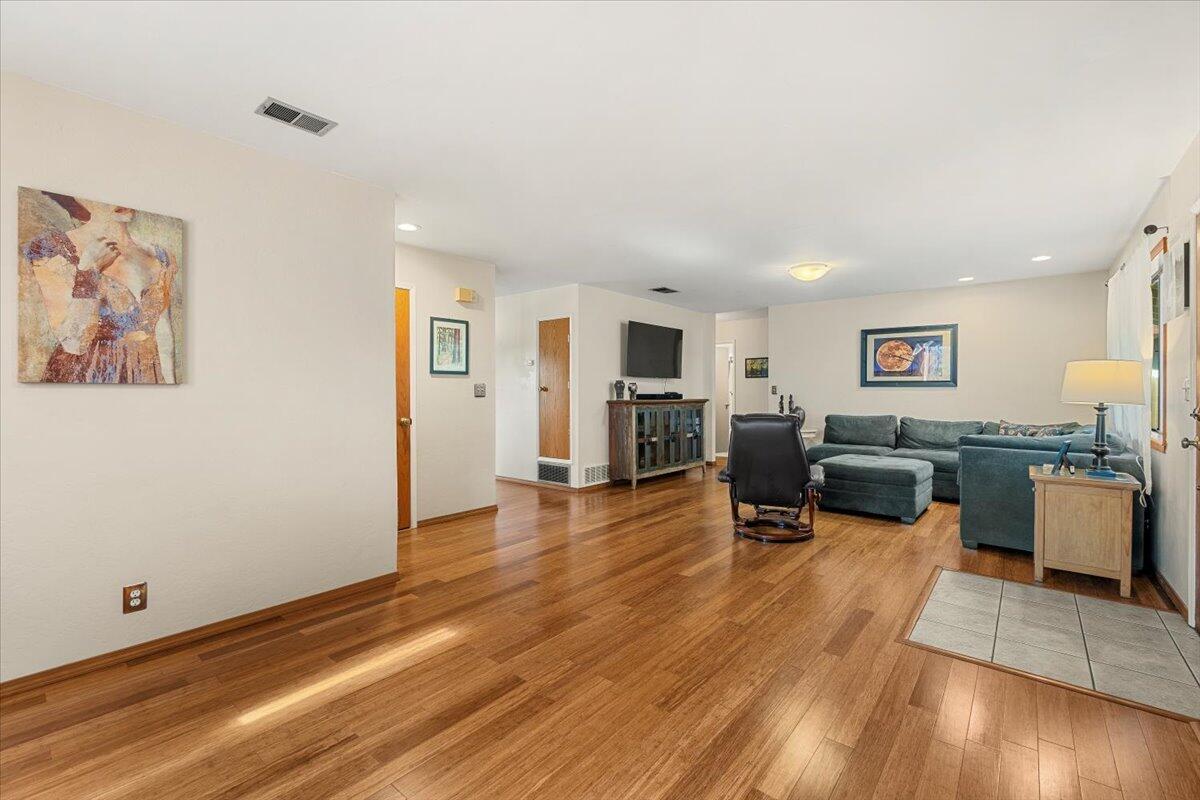 2050 11th Street