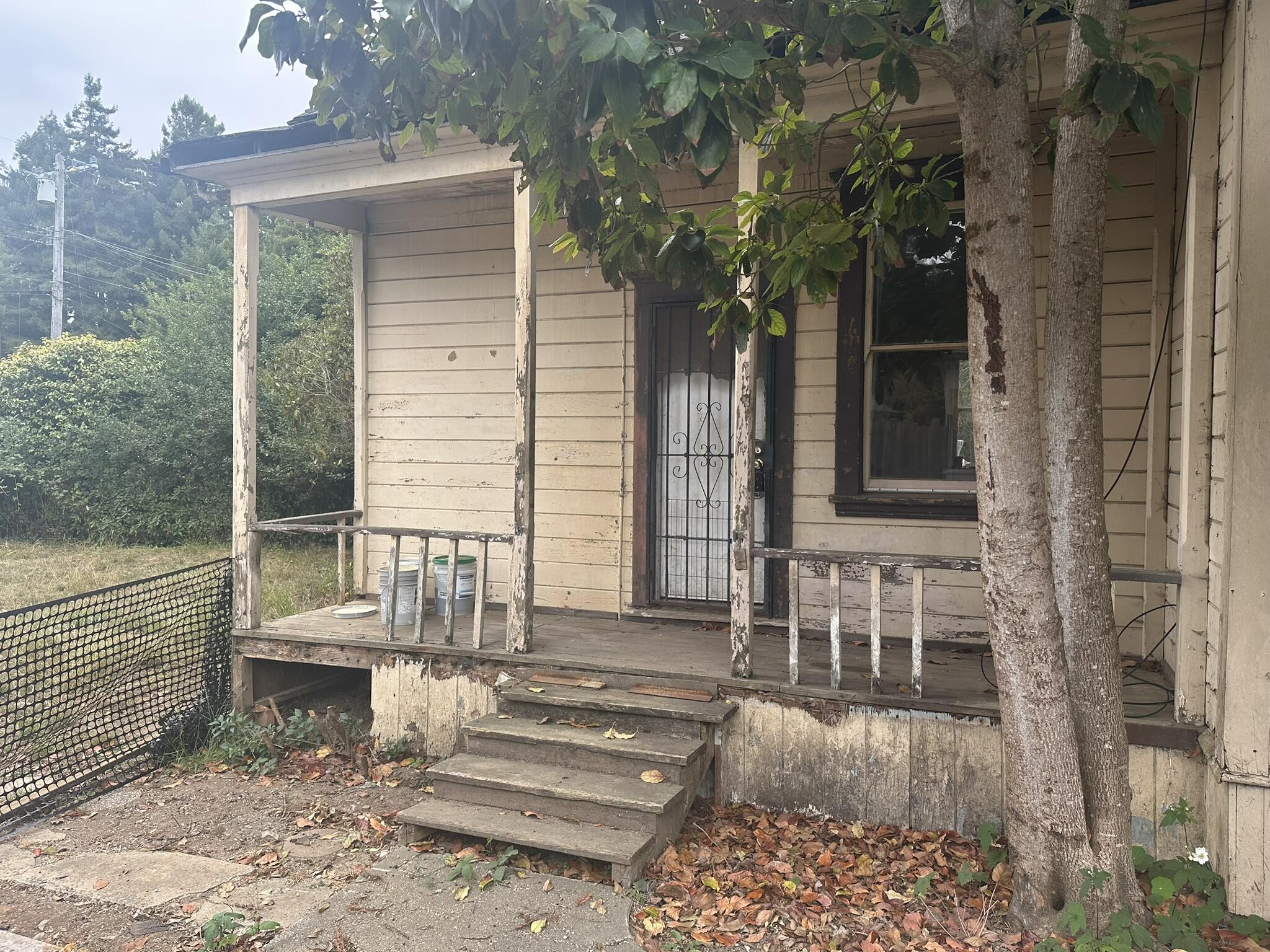 1817 Henderson Street