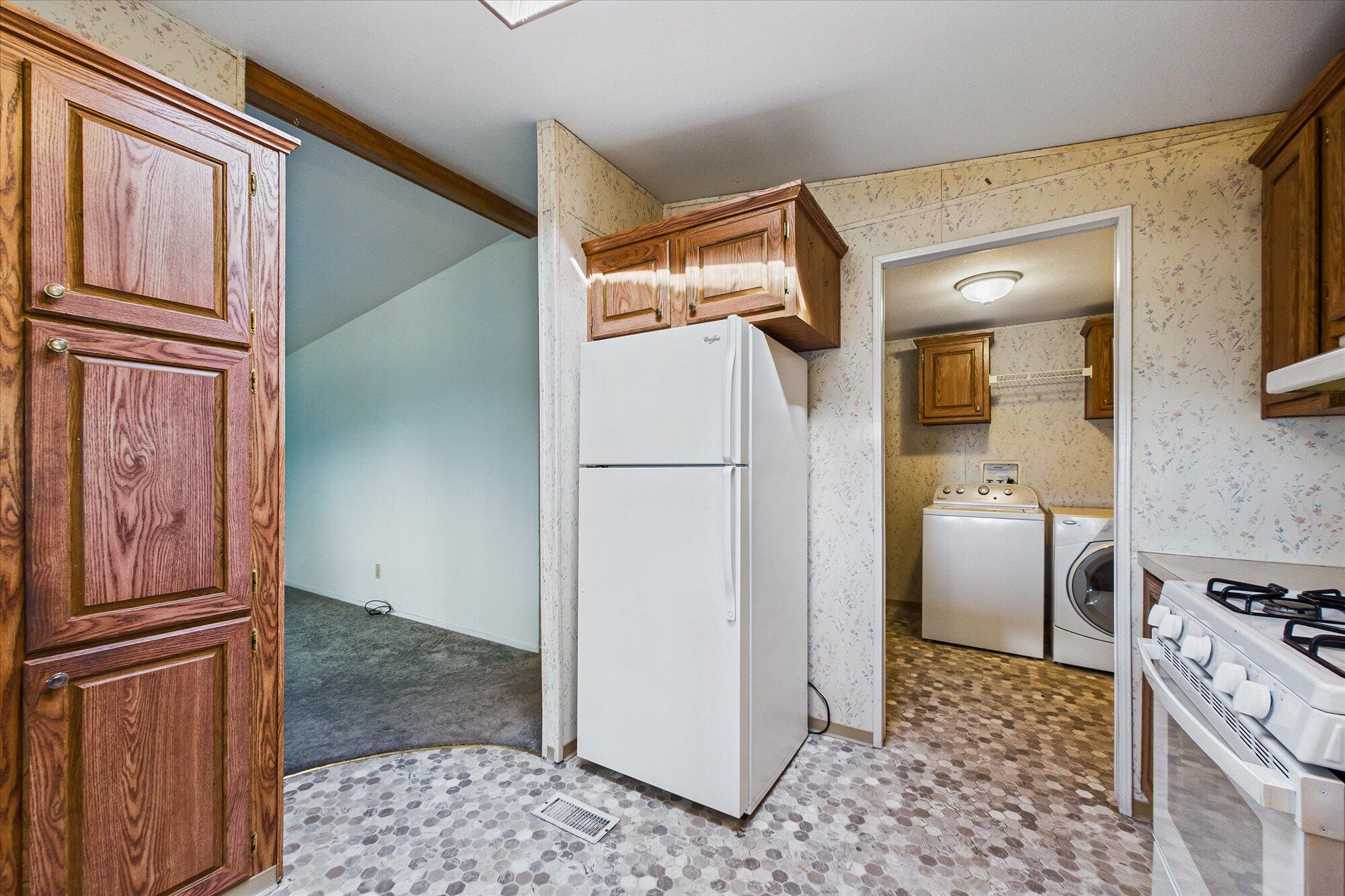 1604 Imperial Way 107