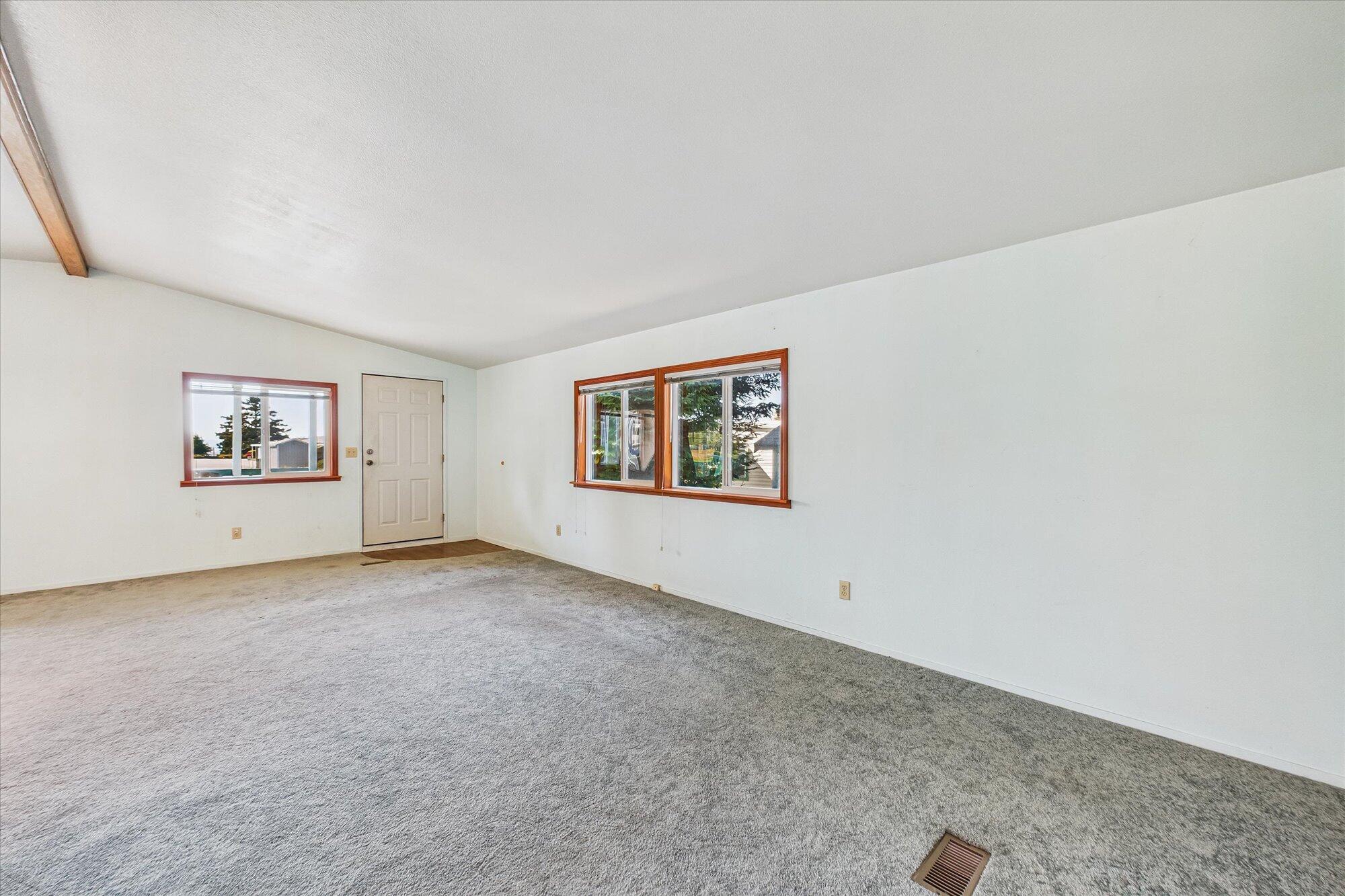 1604 Imperial Way 107