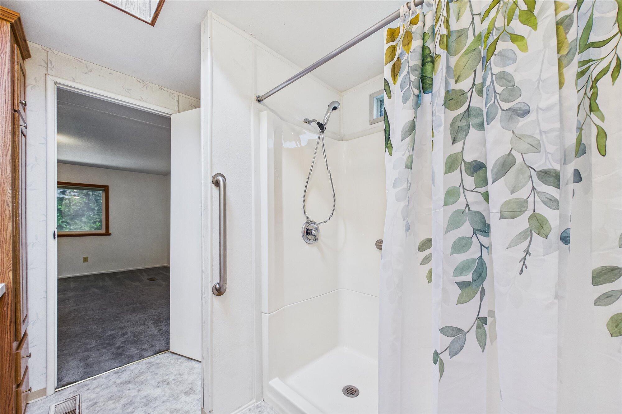 1604 Imperial Way 107