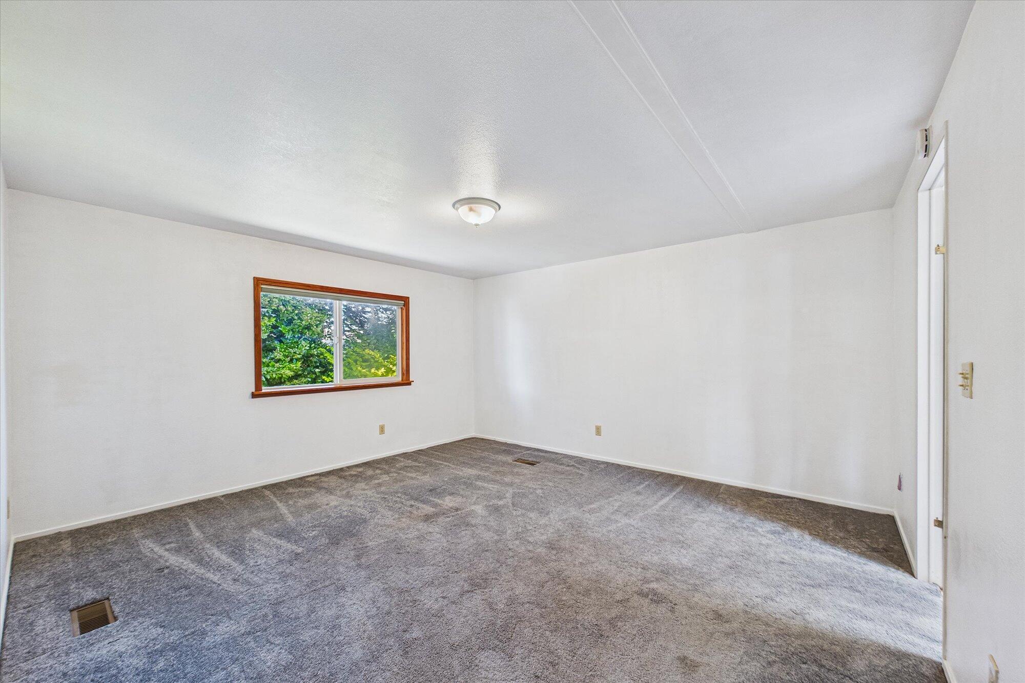 1604 Imperial Way 107