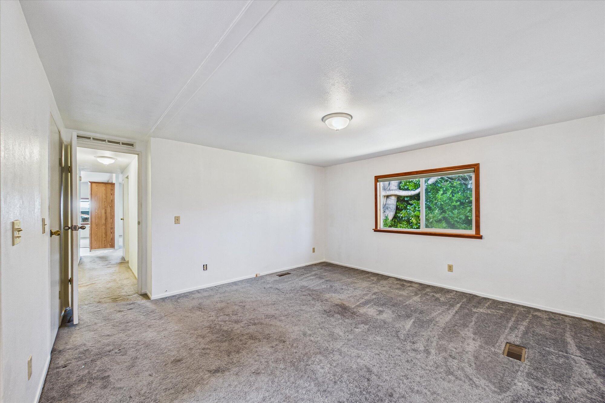 1604 Imperial Way 107