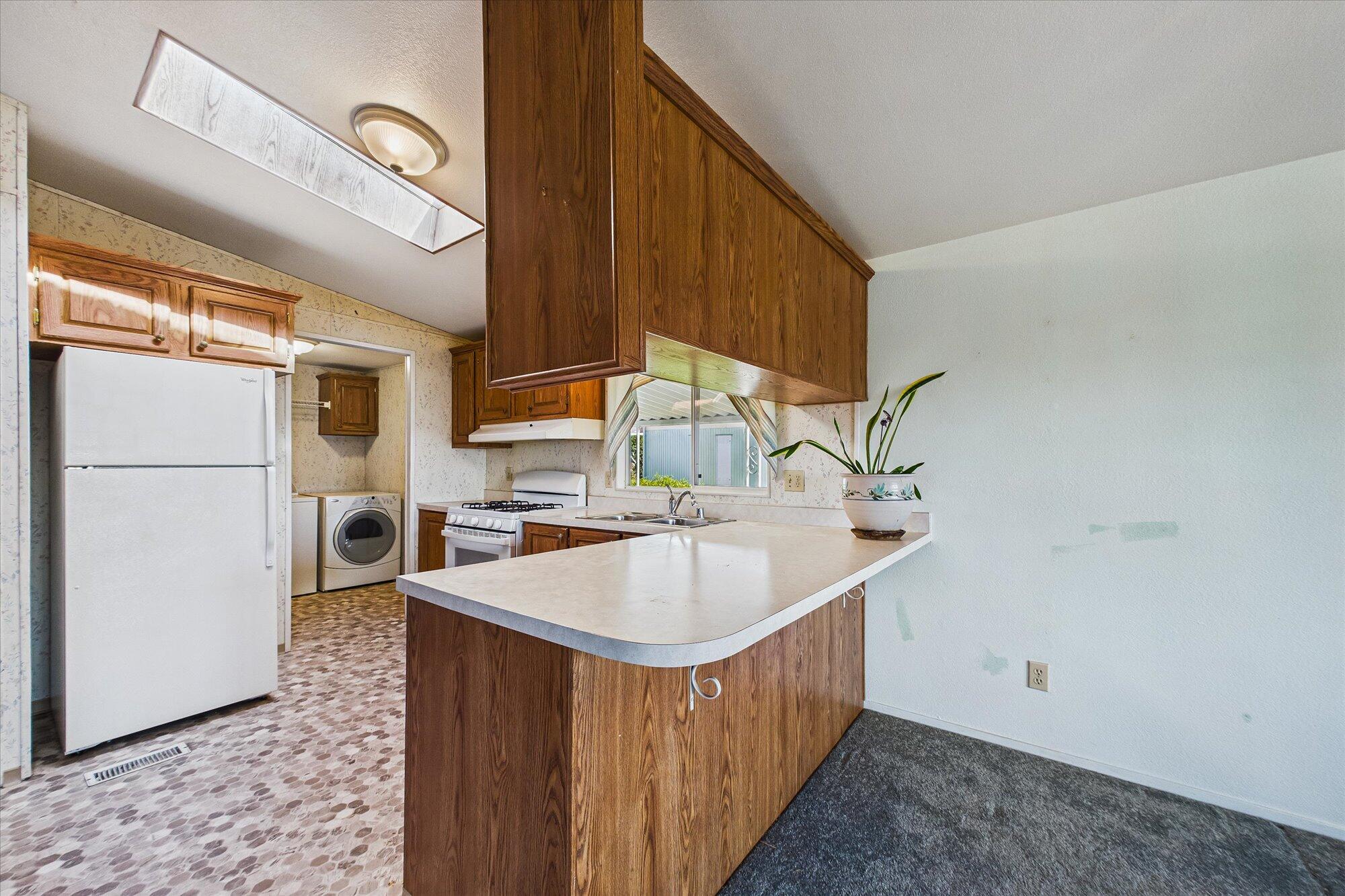 1604 Imperial Way 107