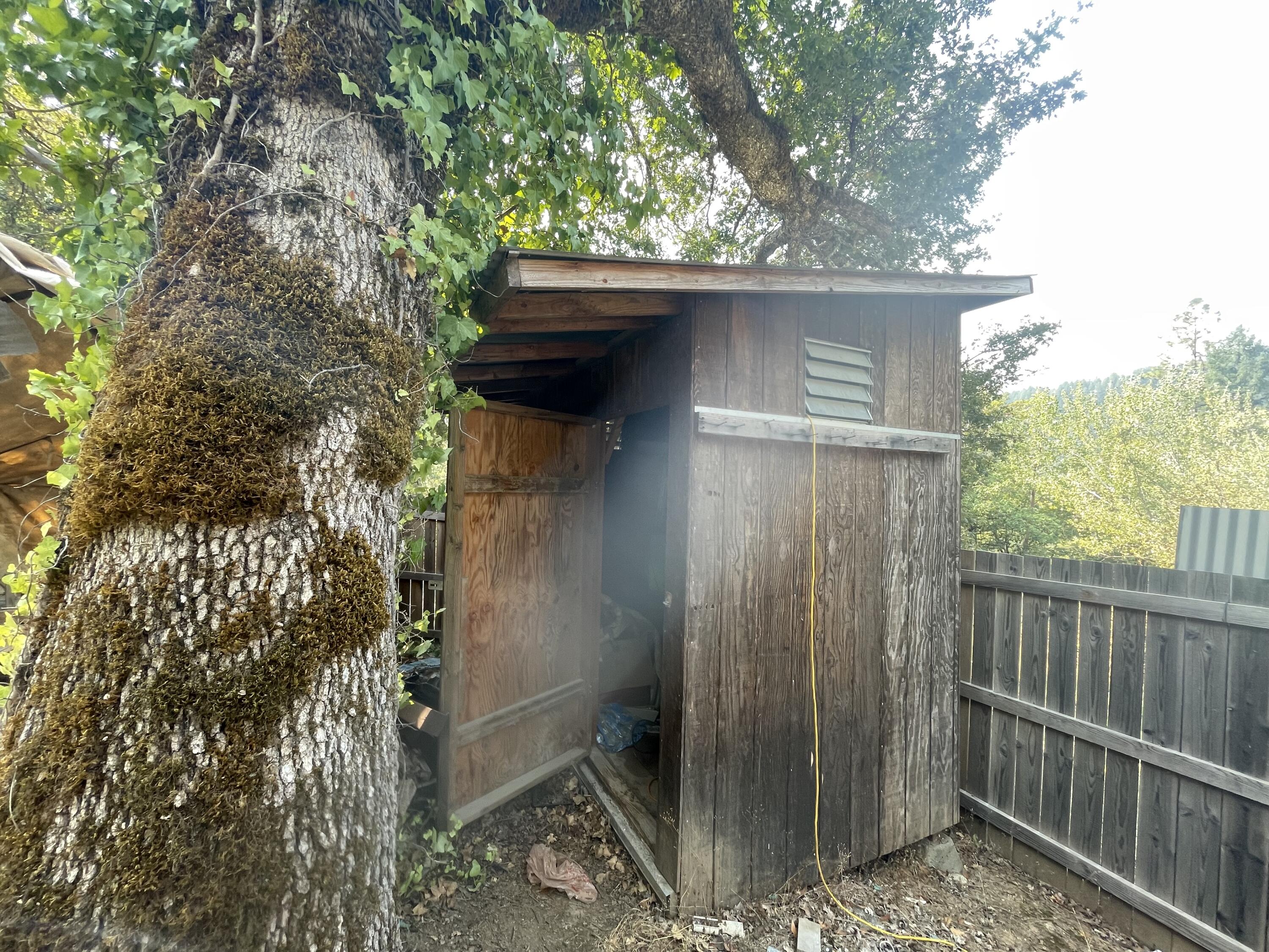 111 E Perch Creek Road