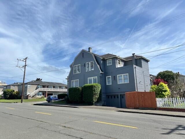 1804 D Street