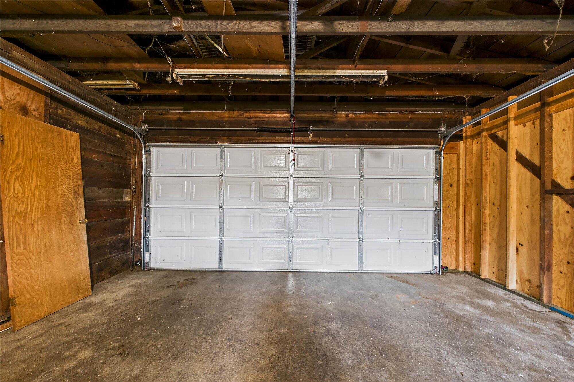 1126 Kirkby Lane