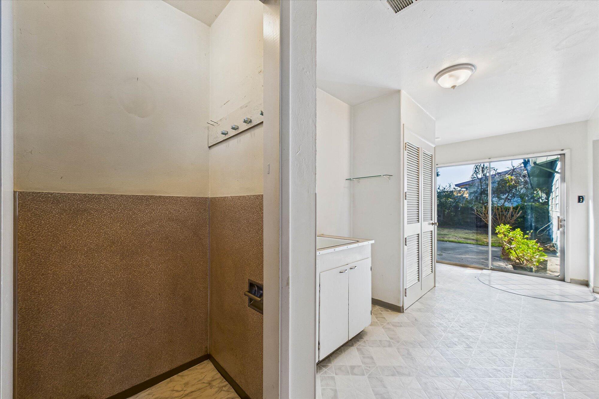 1126 Kirkby Lane
