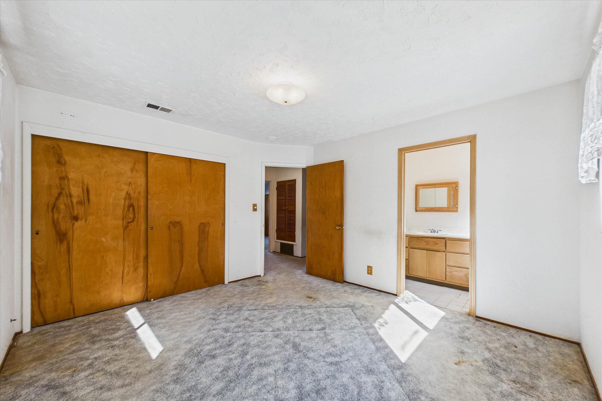 1126 Kirkby Lane