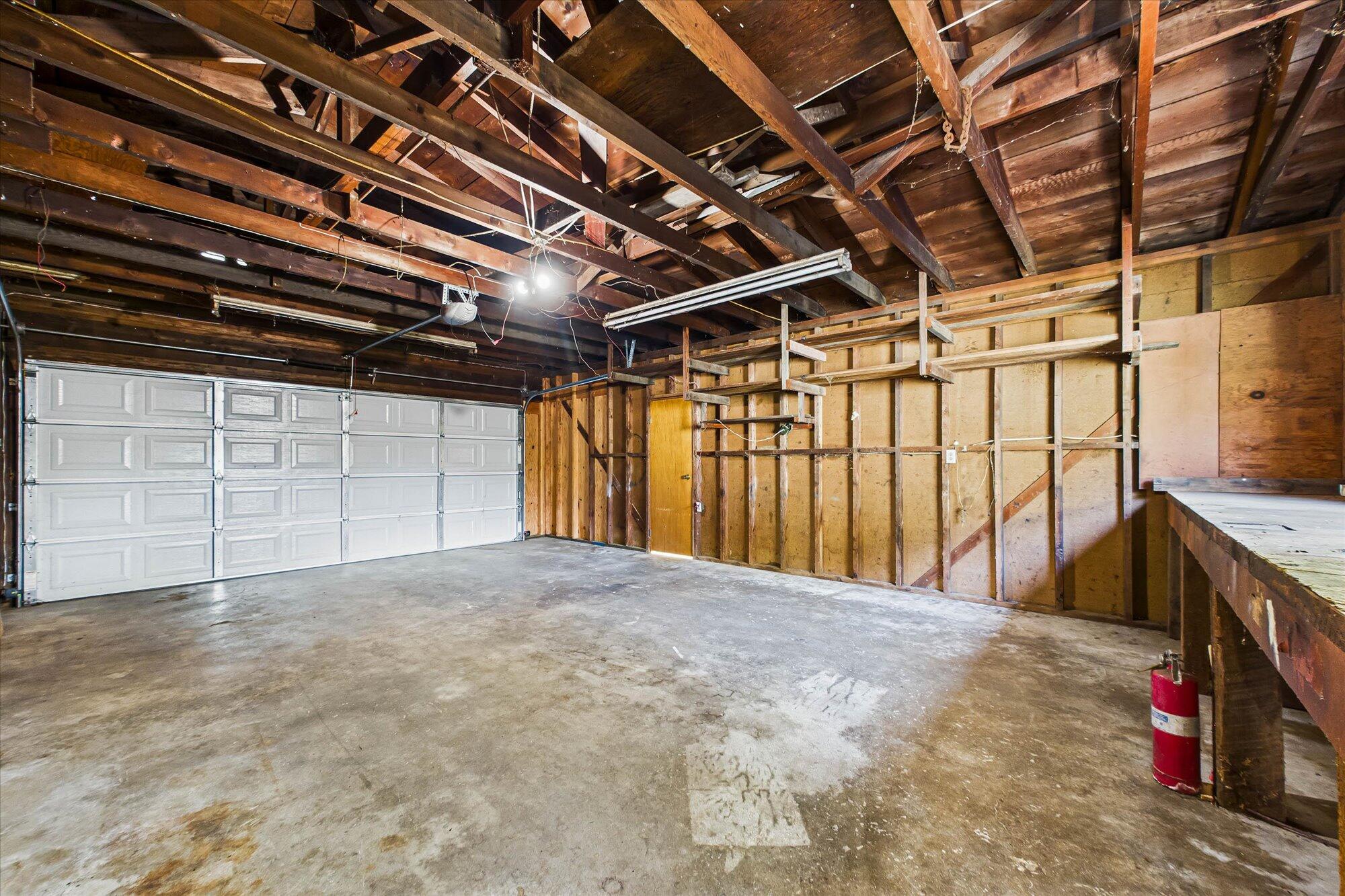 1126 Kirkby Lane