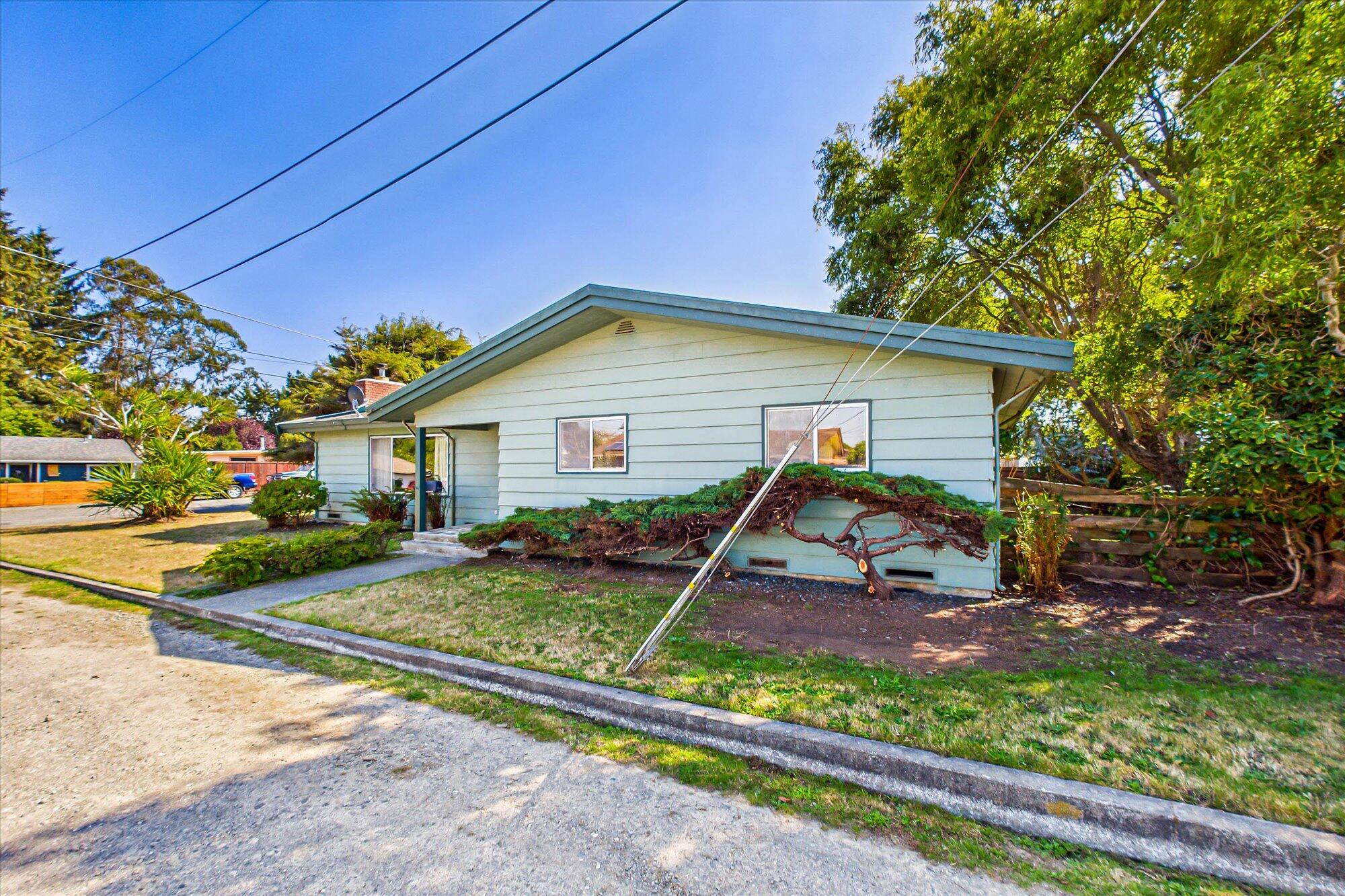 1126 Kirkby Lane