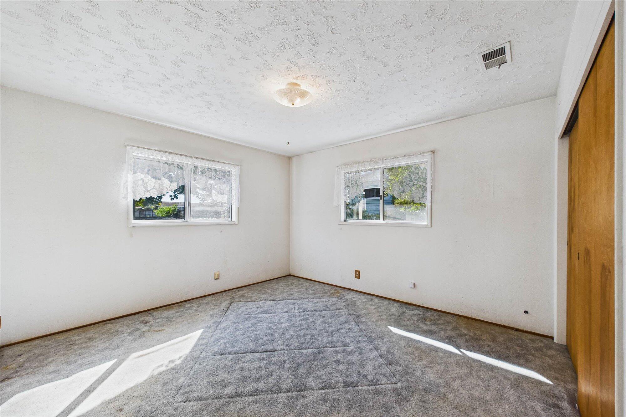1126 Kirkby Lane
