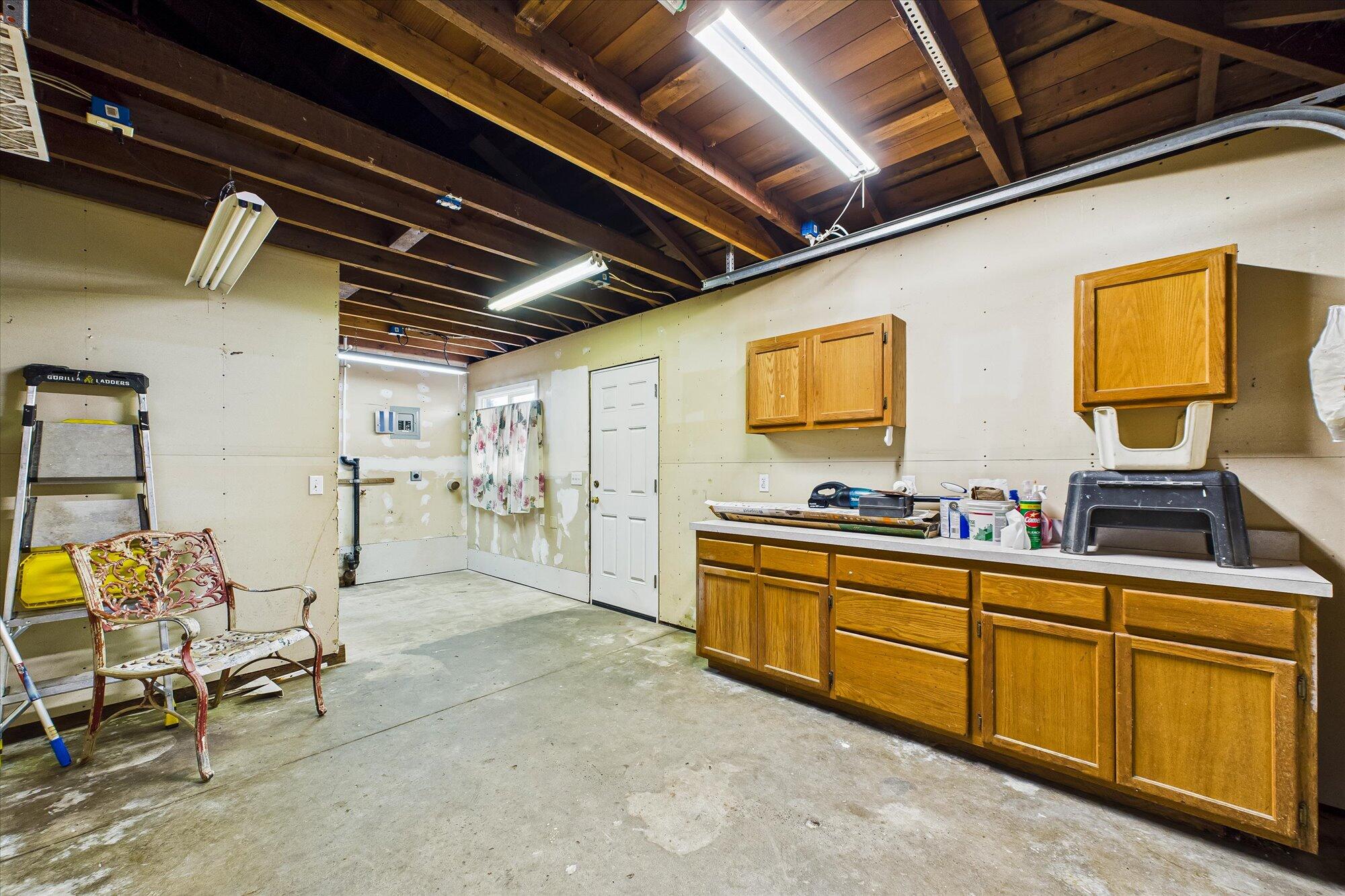 3312 Cottage Street