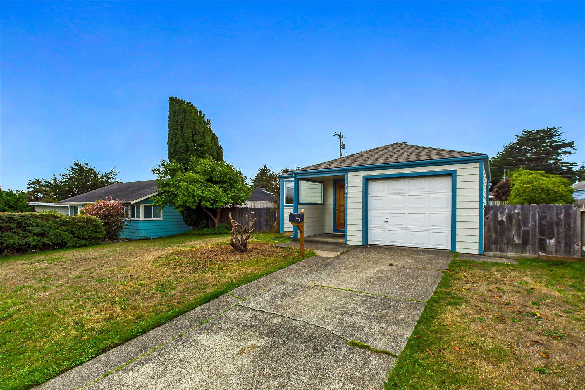 3312 Cottage Street