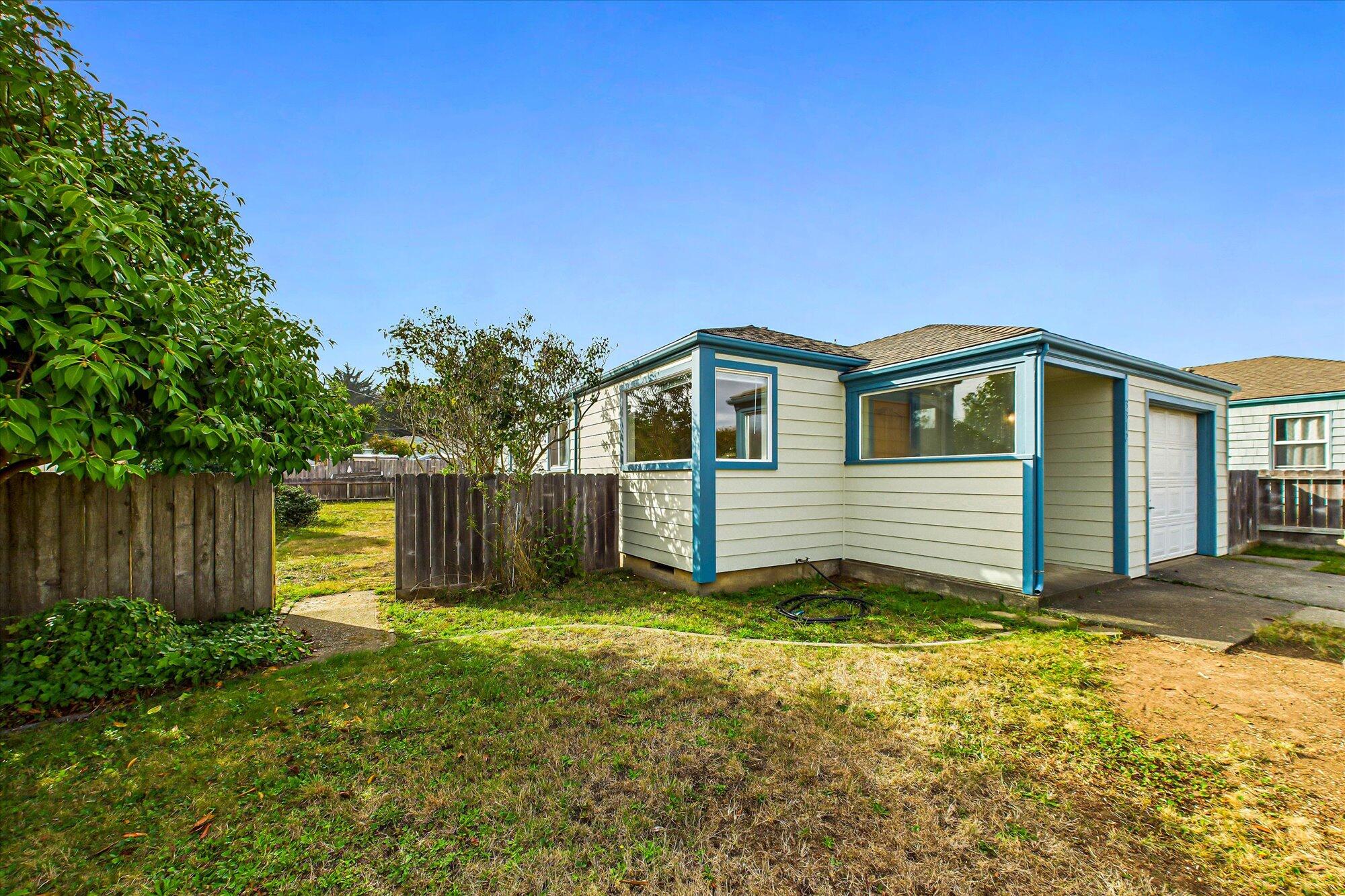 3312 Cottage Street