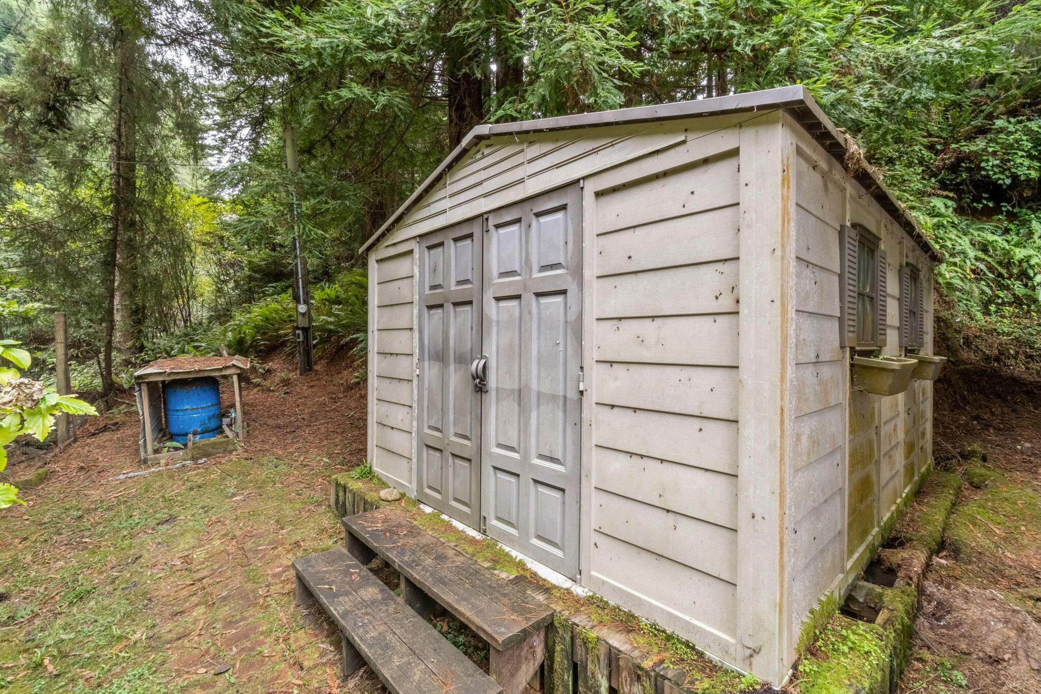 7382 Berta Road, Eureka