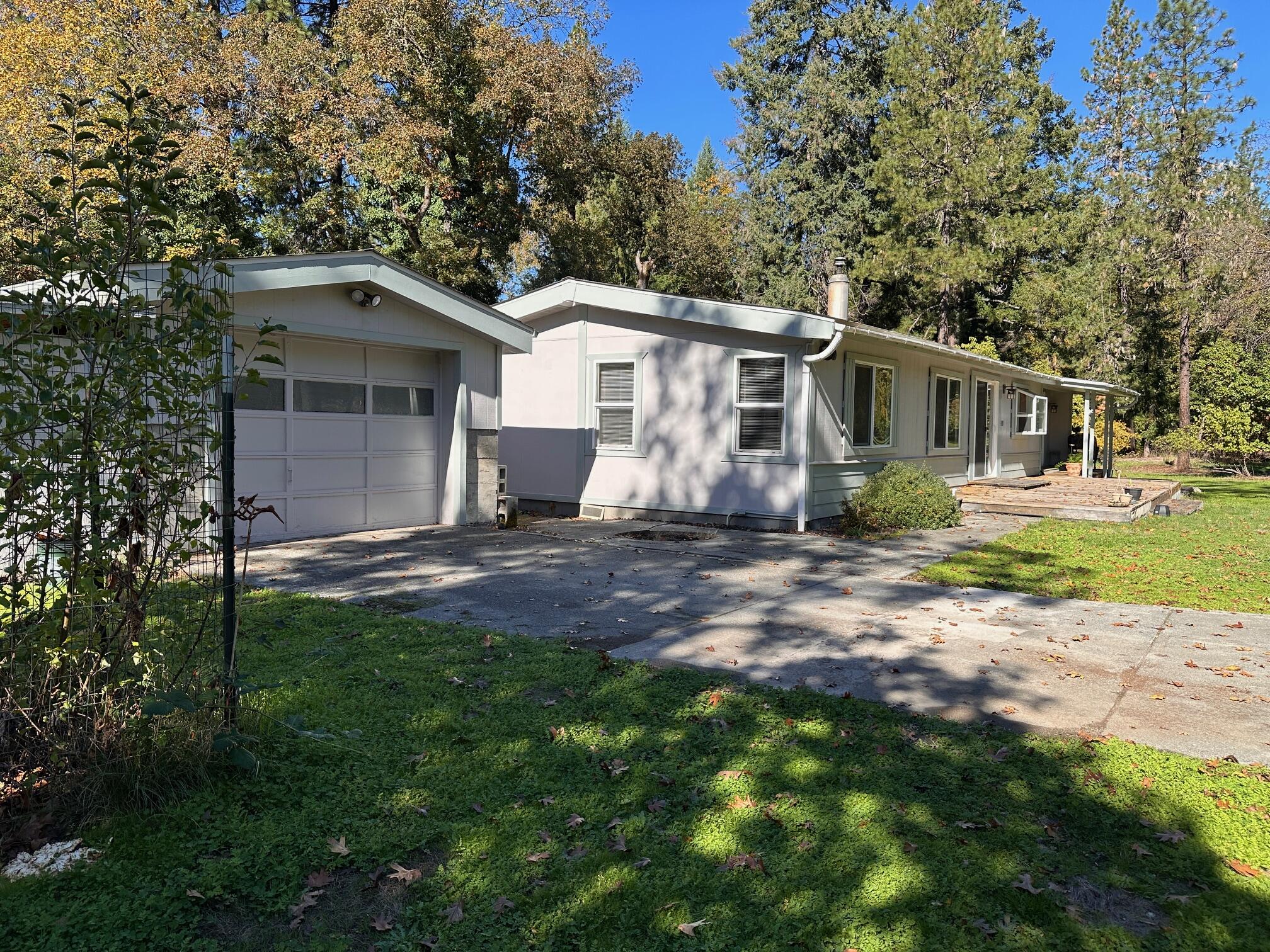 84 Oak Lane