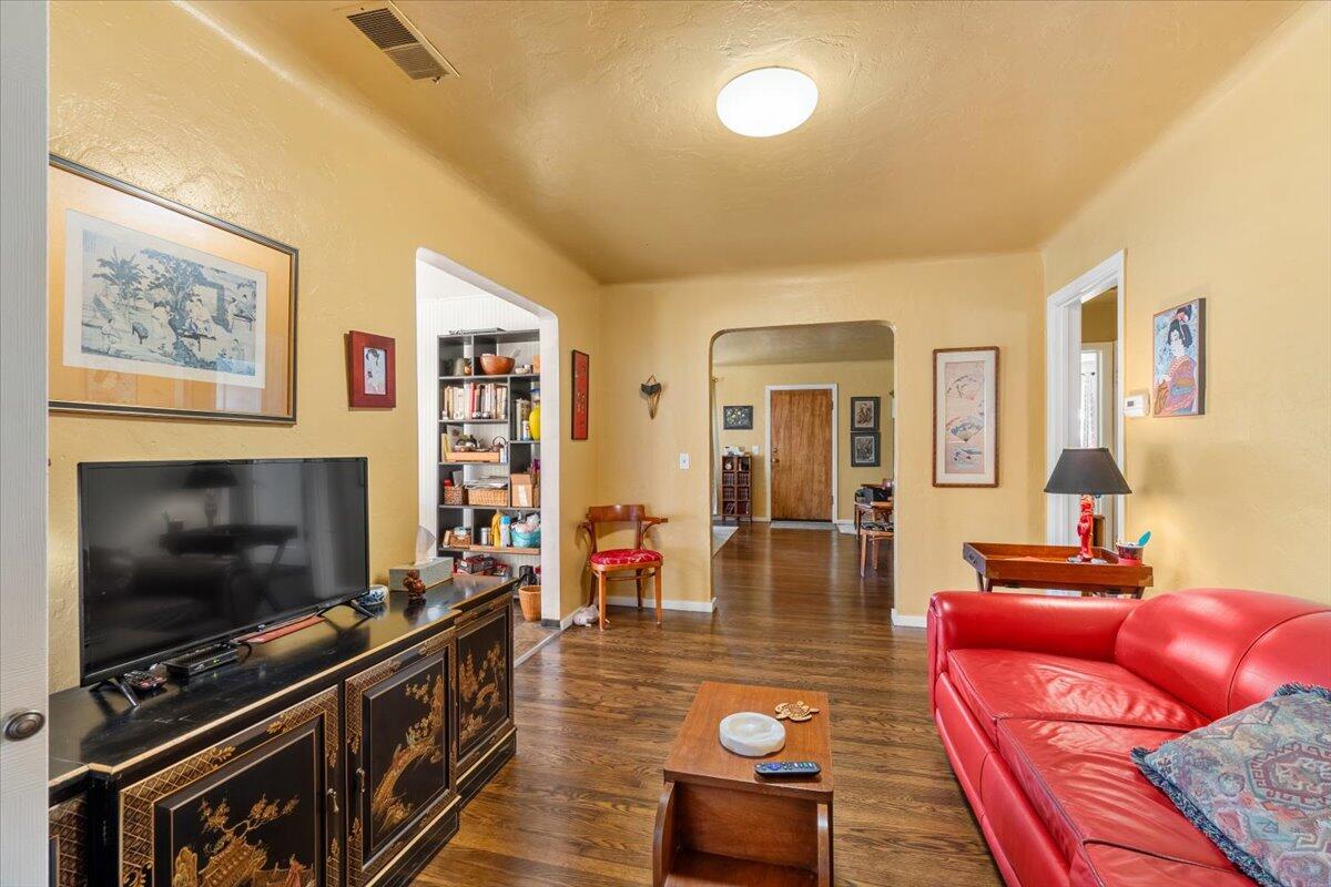 943 & 945 Ninth Street