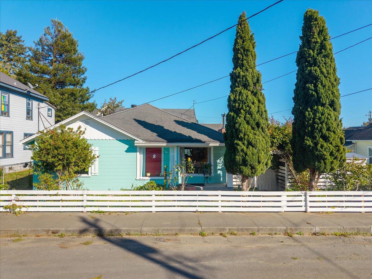 943 & 945 Ninth Street