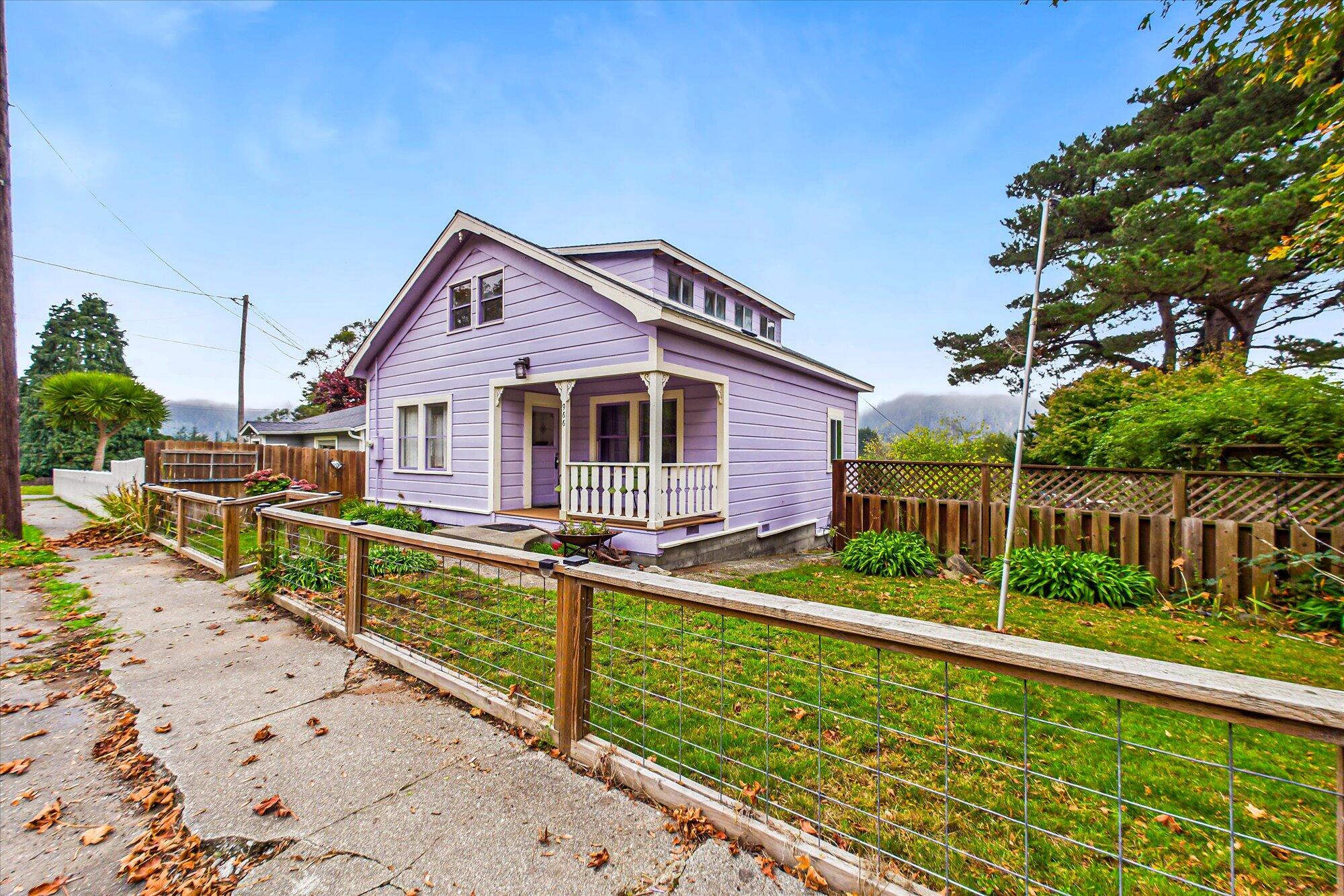 966 Pacific Avenue