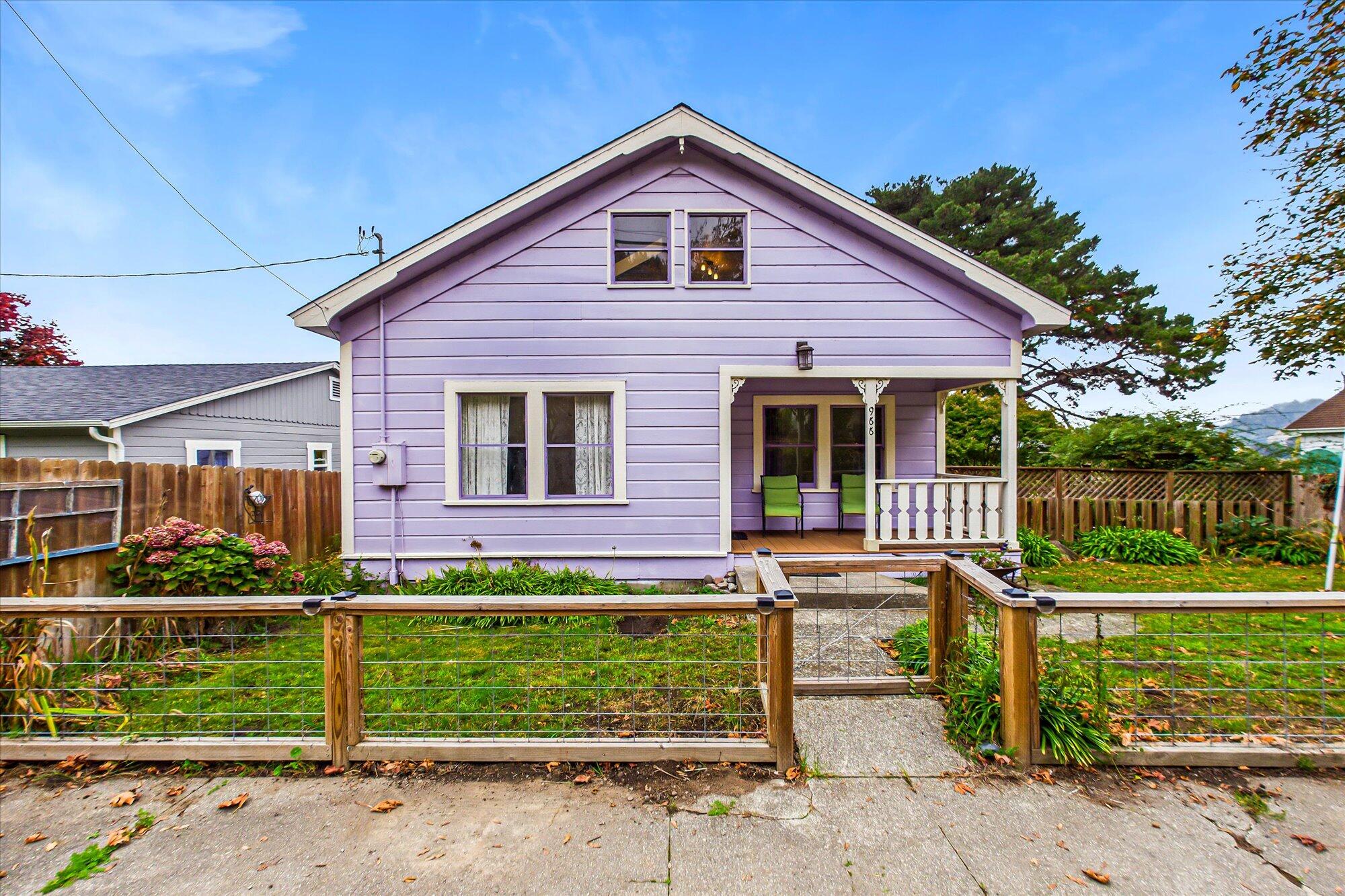 966 Pacific Avenue