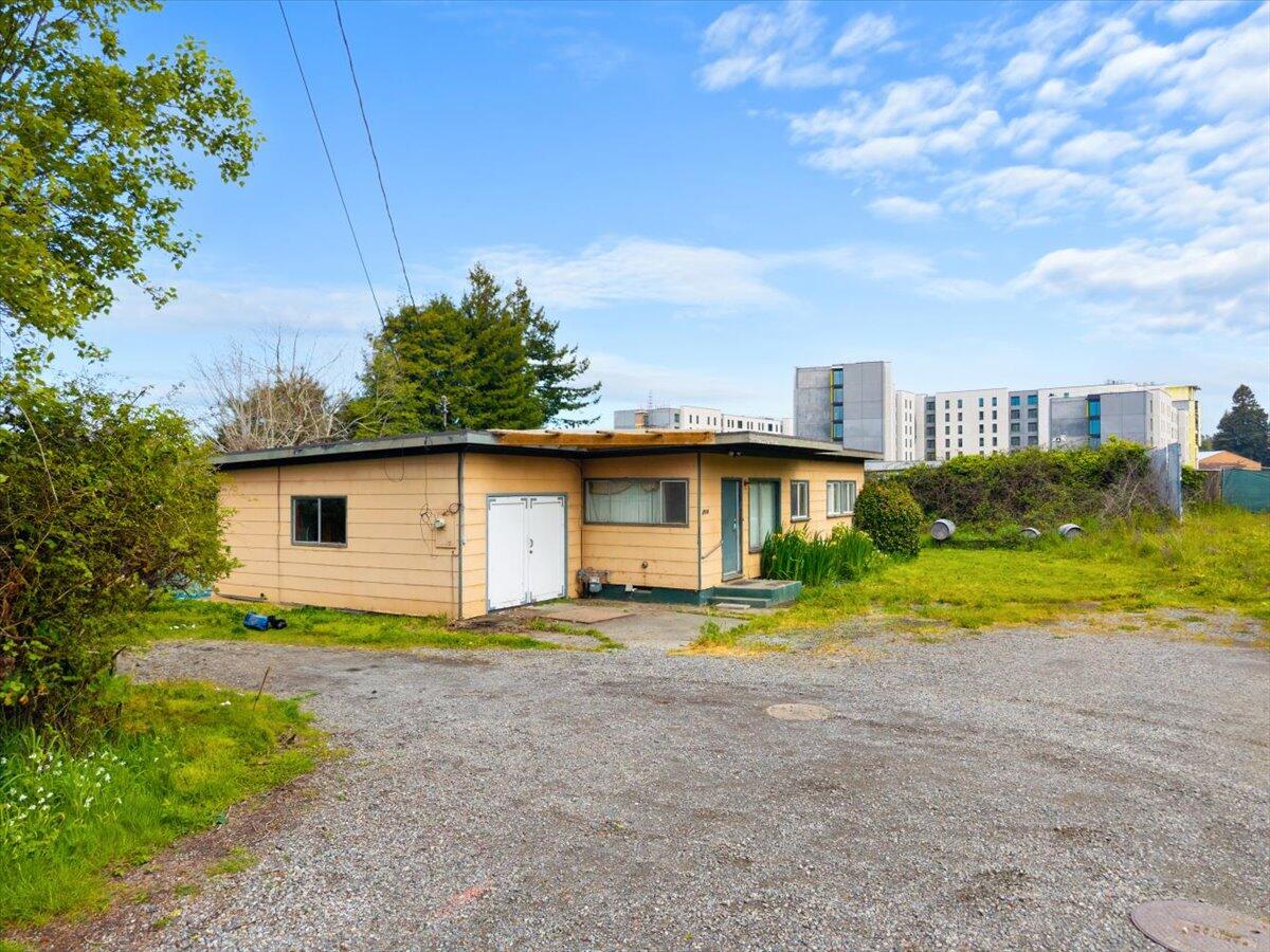 2595 Todd Court