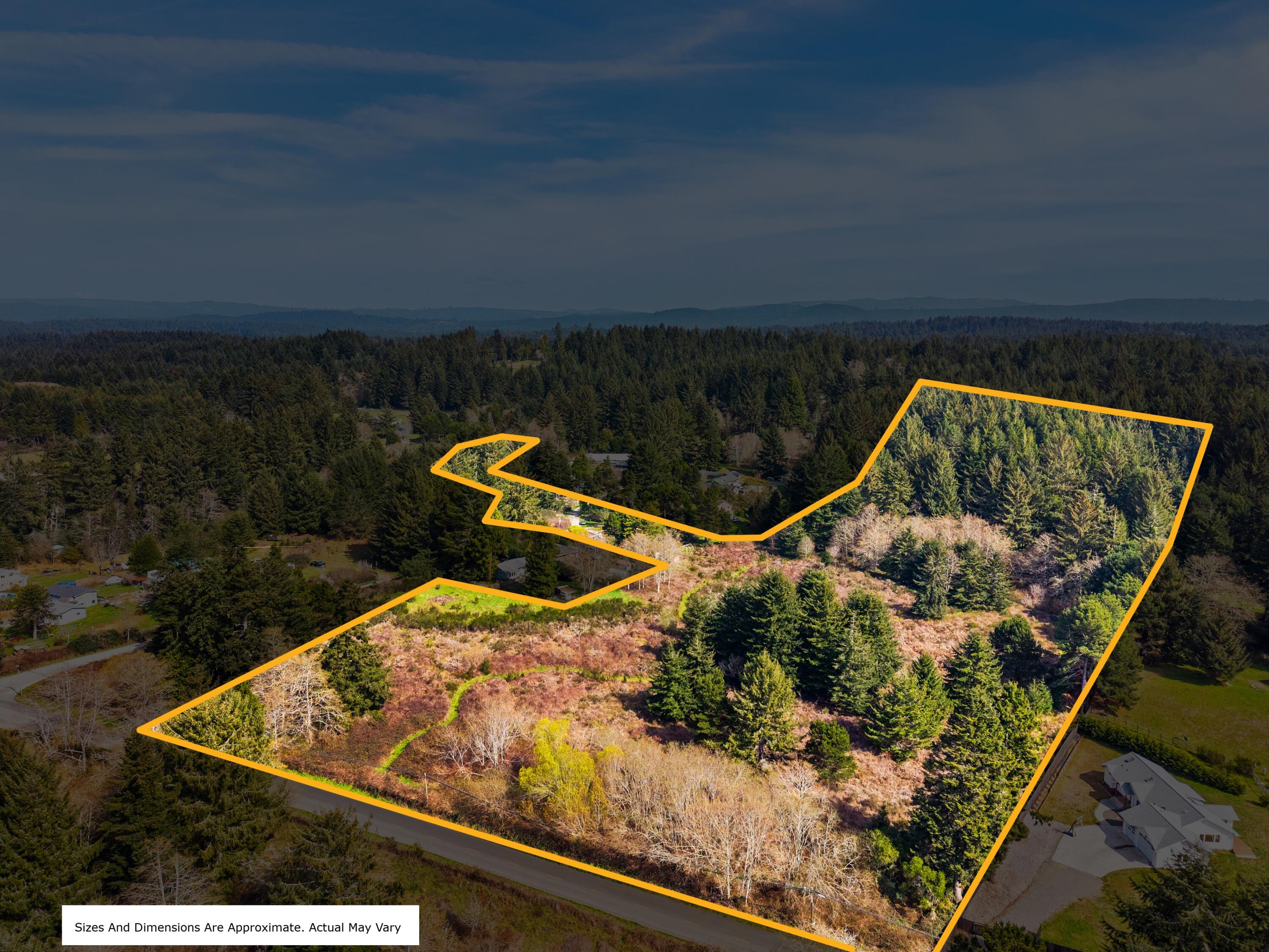 1896 Blake Road, McKinleyville