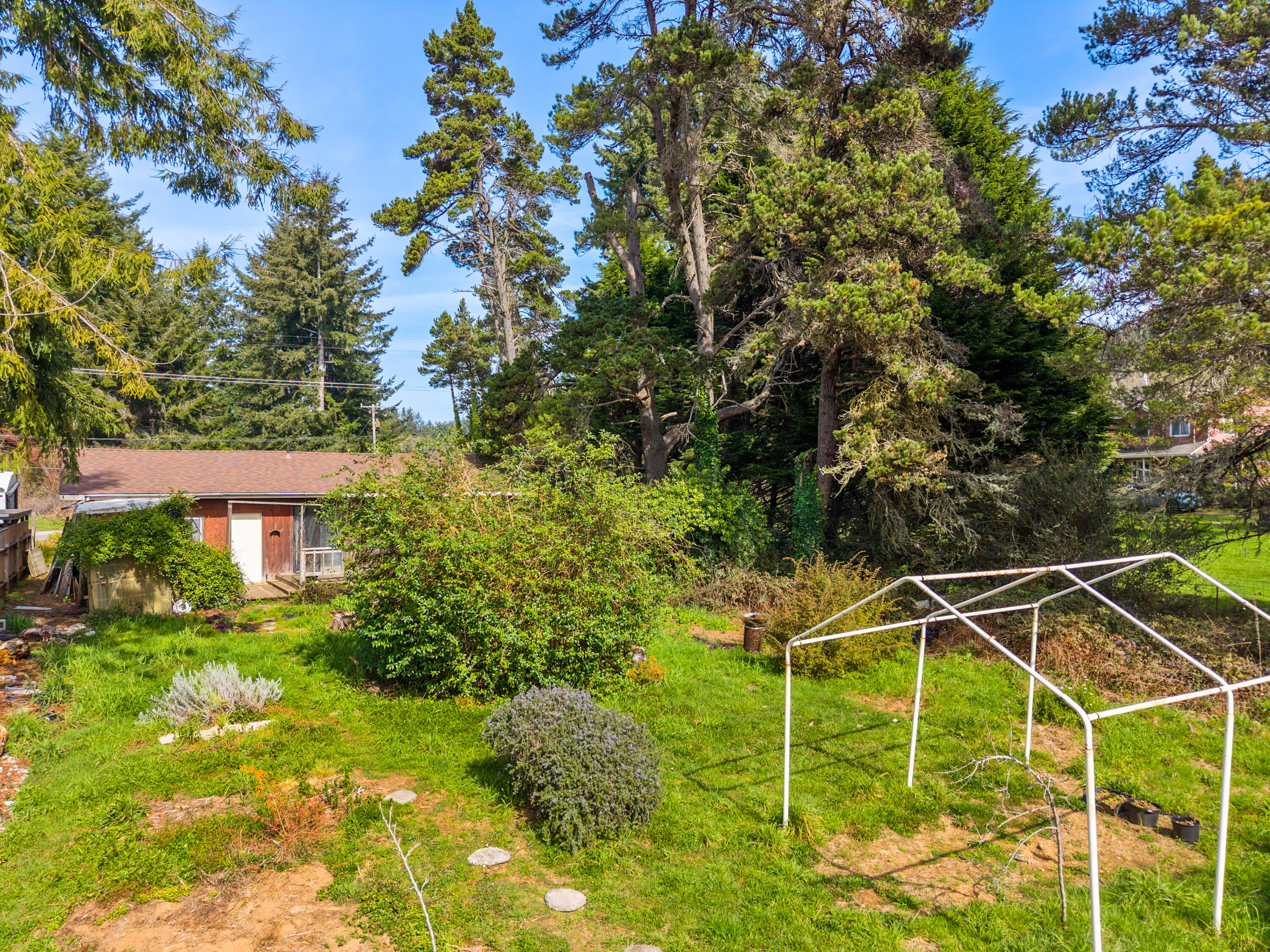 1896 Blake Road, McKinleyville