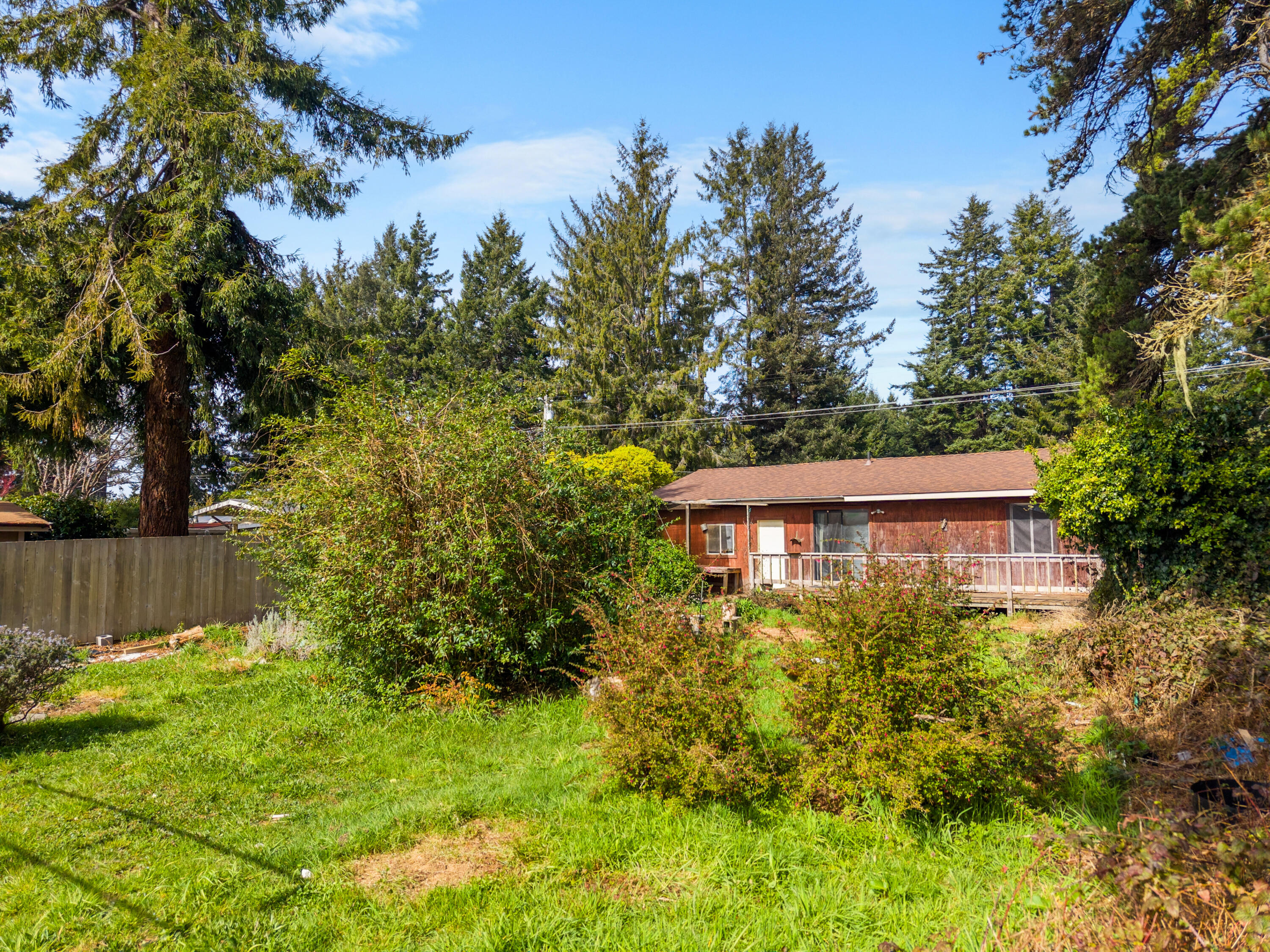 1896 Blake Road, McKinleyville