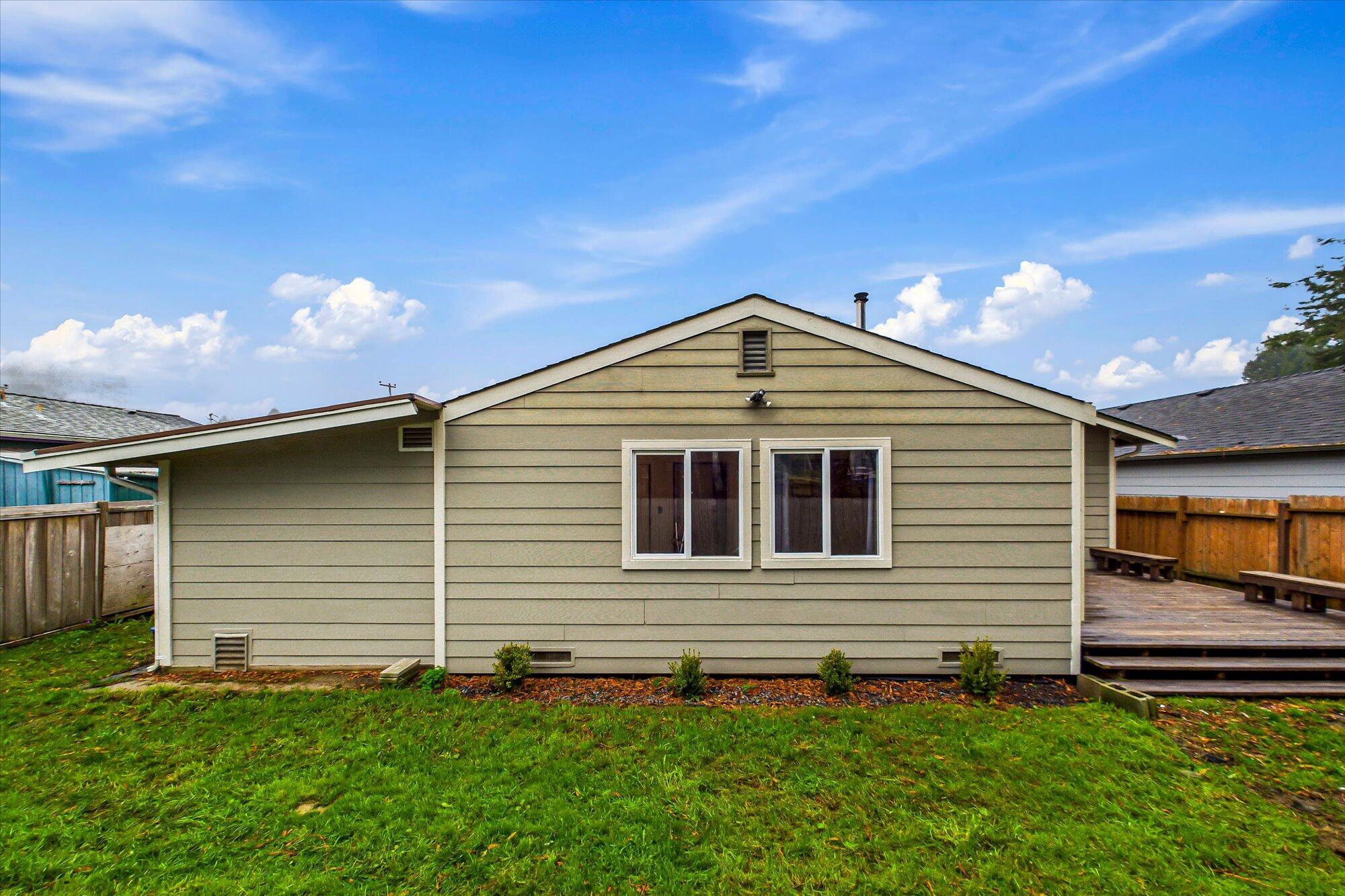 1998 Simmons Road