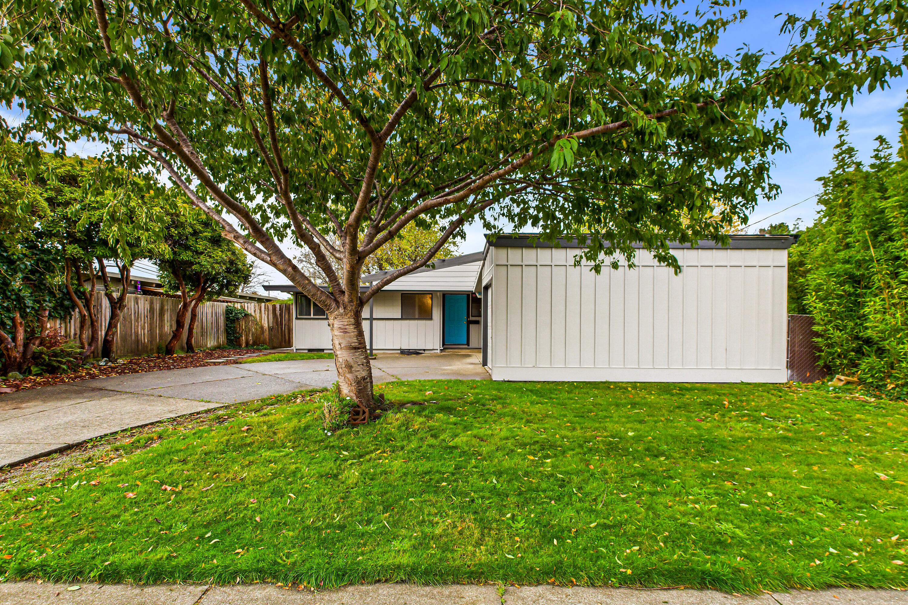 2724 N Street