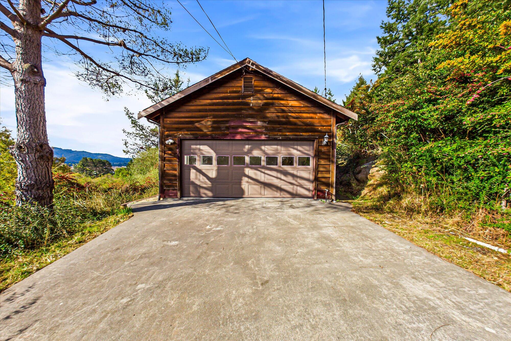 87 Blue Lake Boulevard