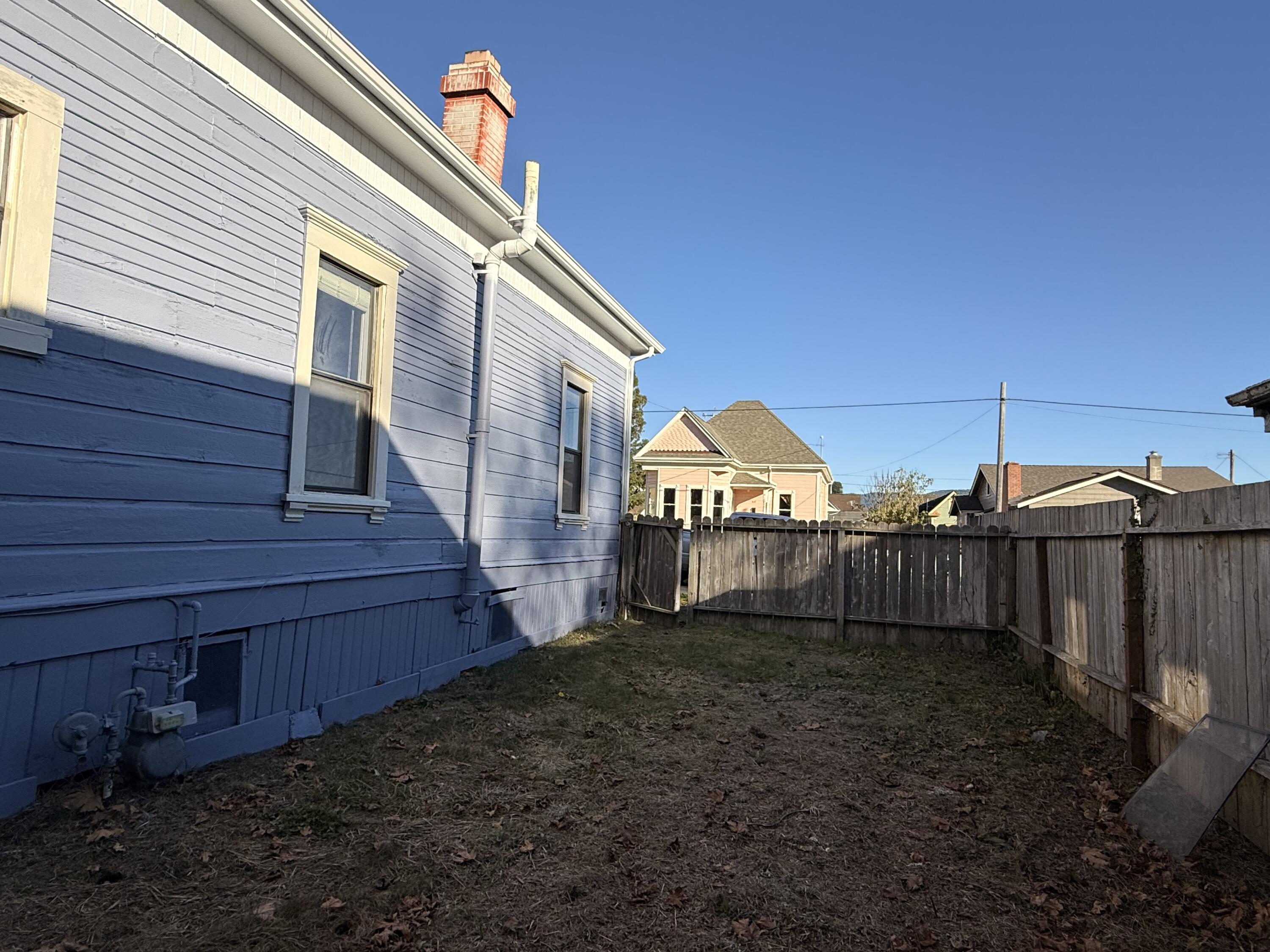860 7th Street