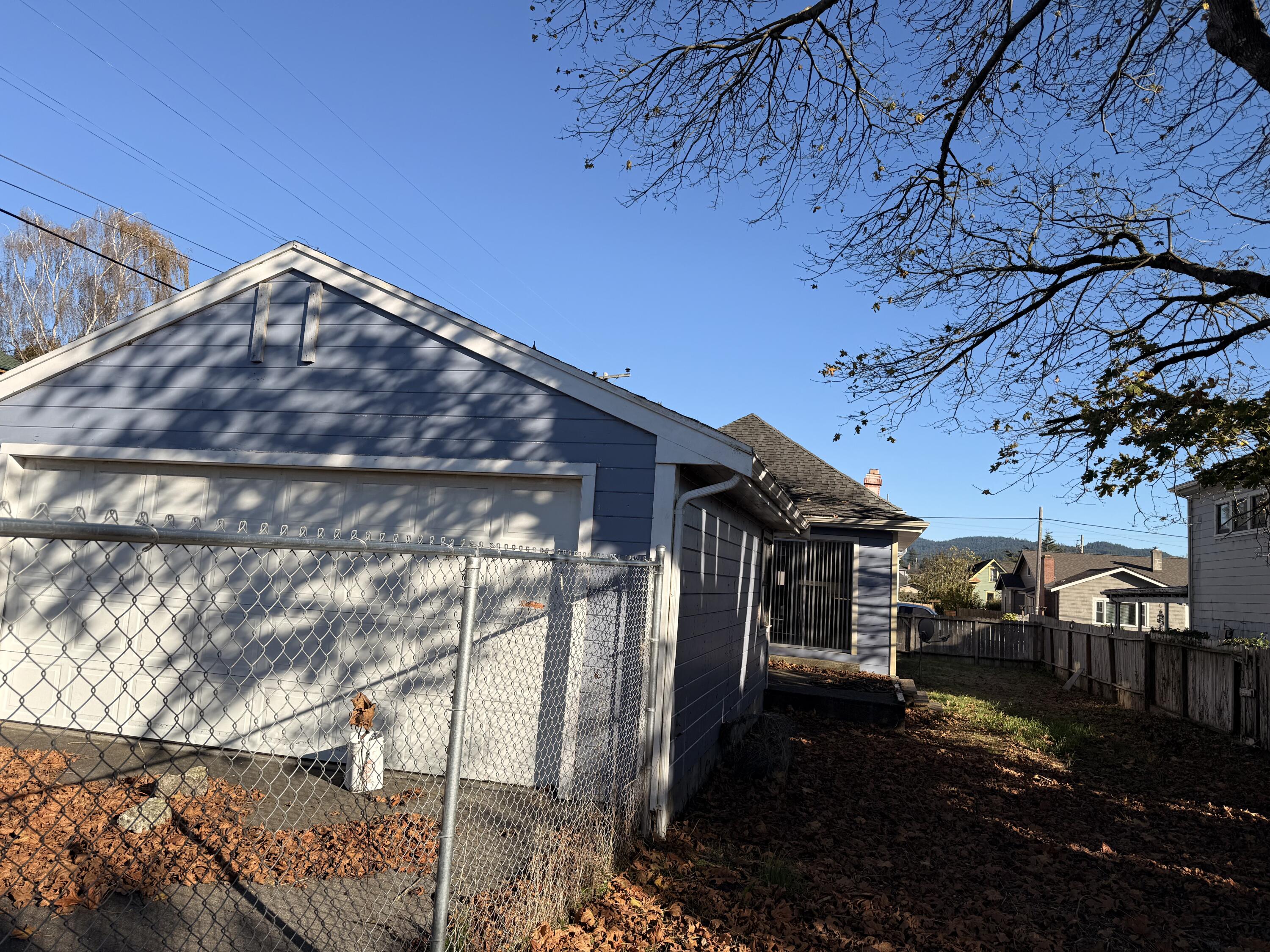 860 7th Street
