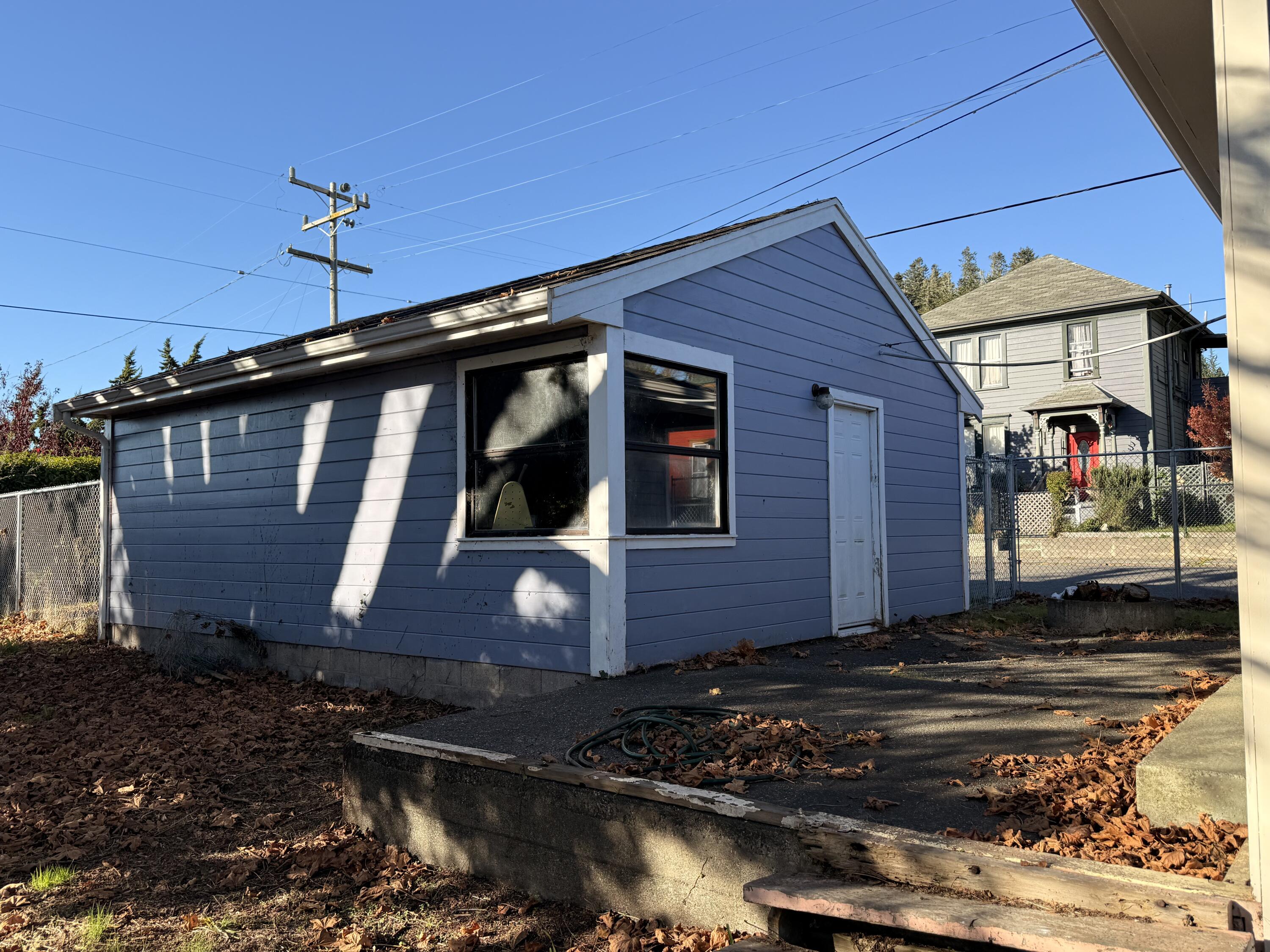 860 7th Street