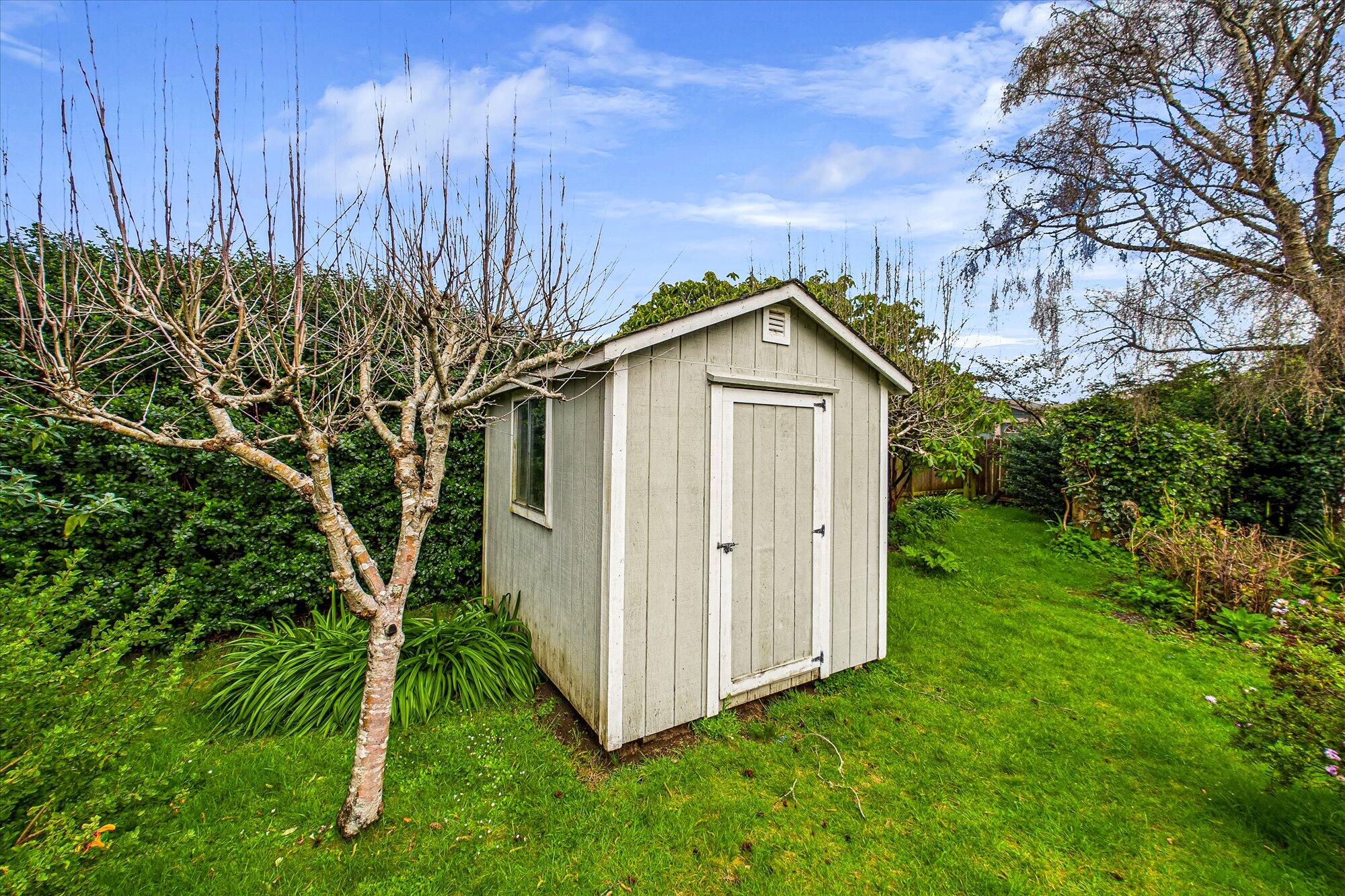 1425 School Road, McKinleyville