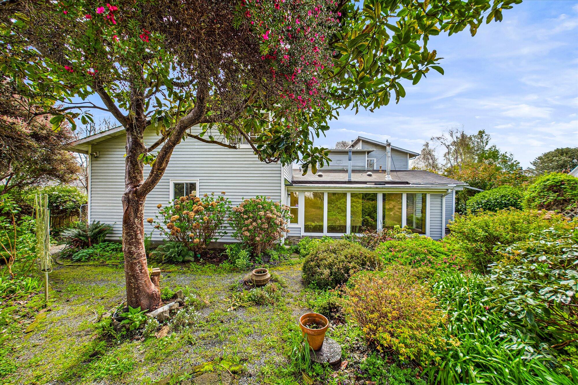 1425 School Road, McKinleyville