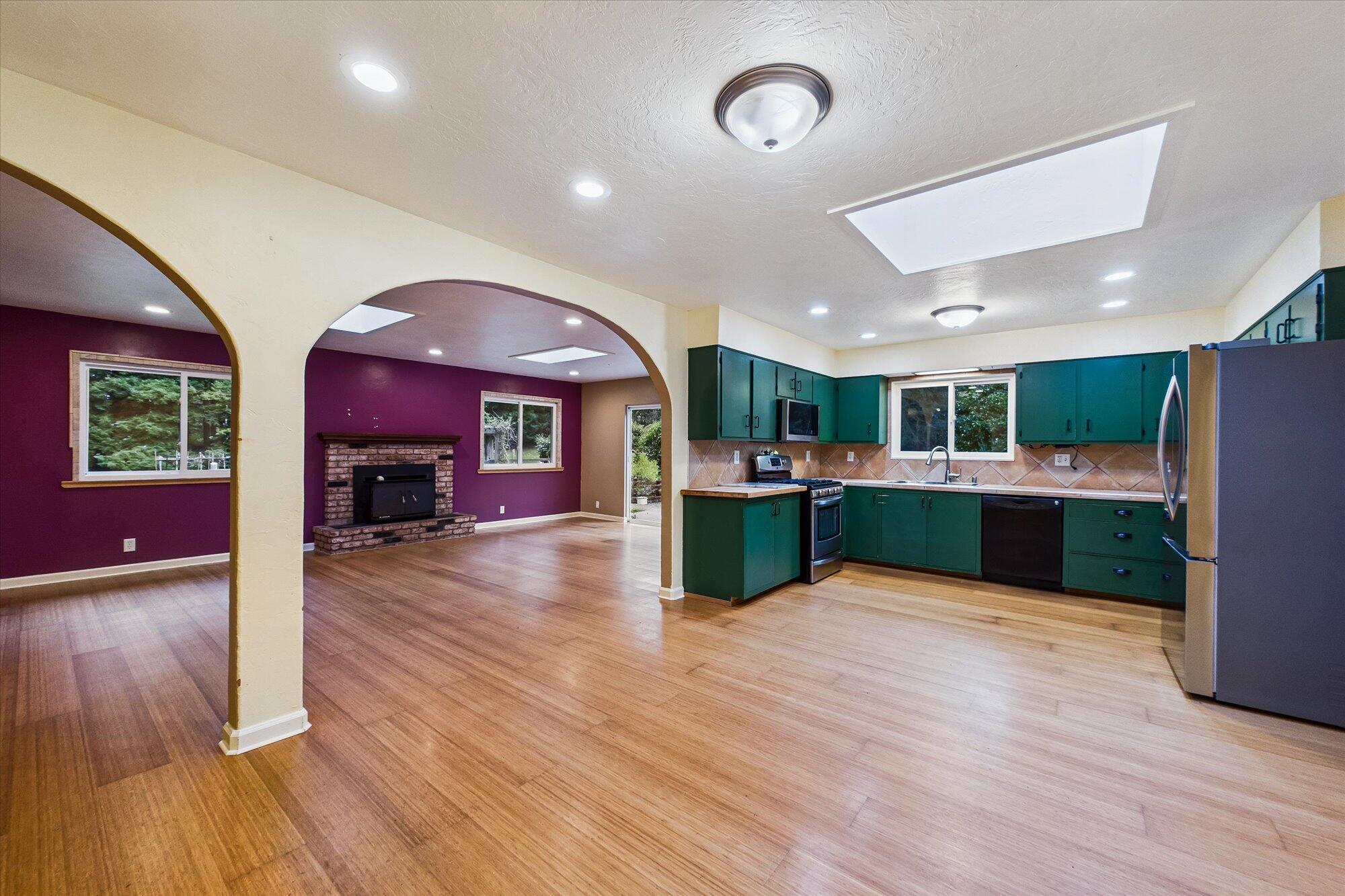 5131 Woodland Way
