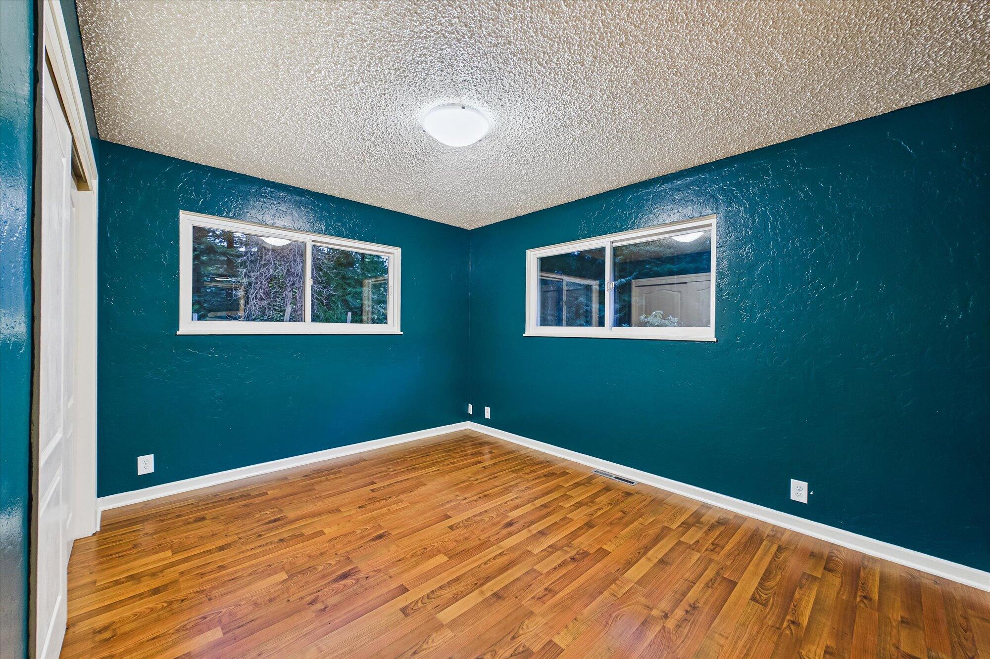 5131 Woodland Way