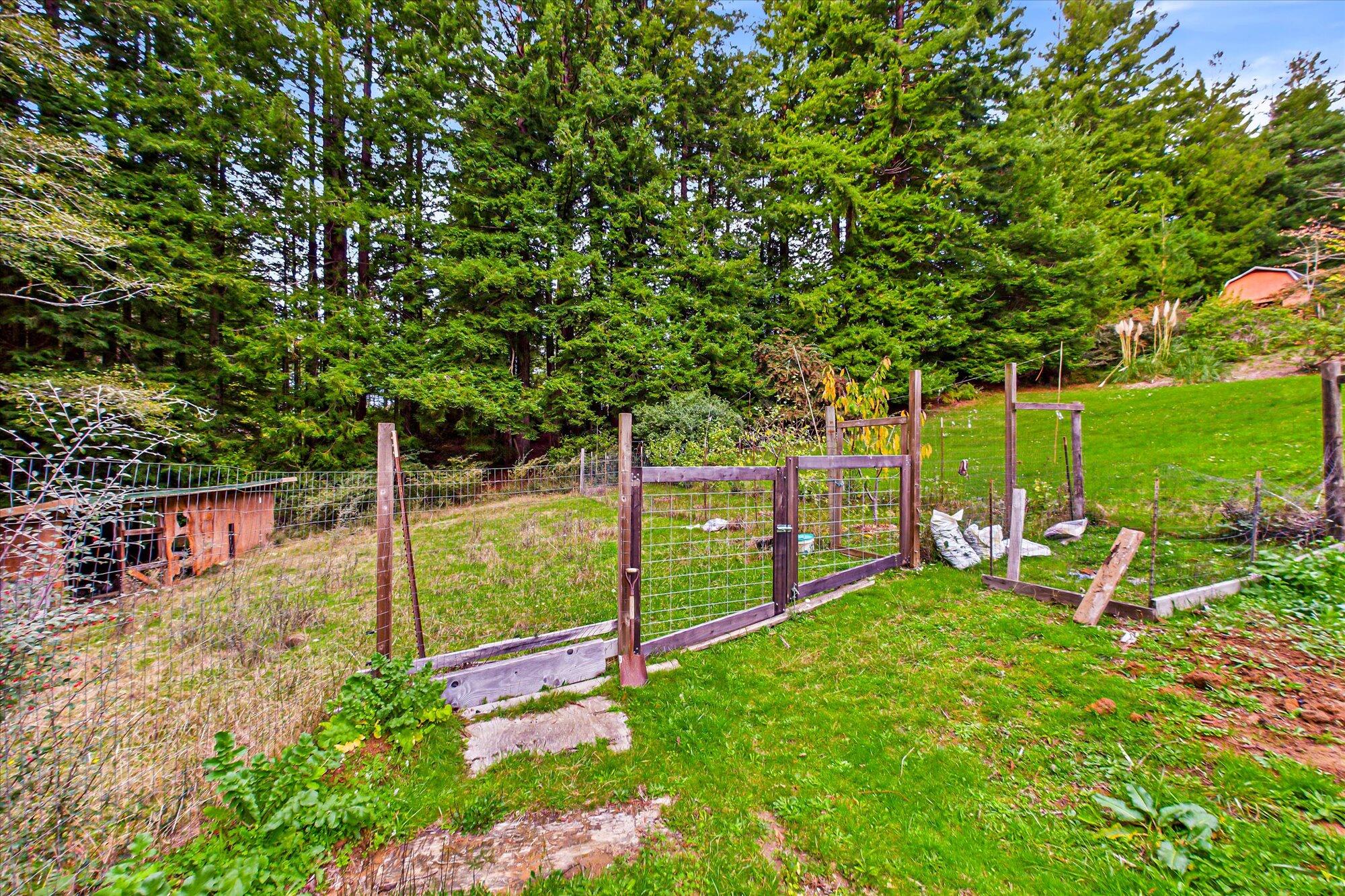 5131 Woodland Way