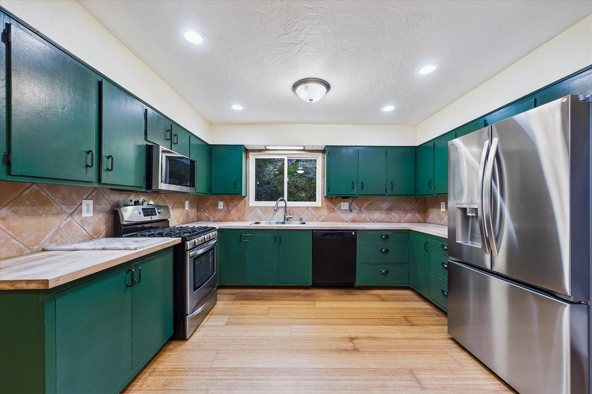 5131 Woodland Way
