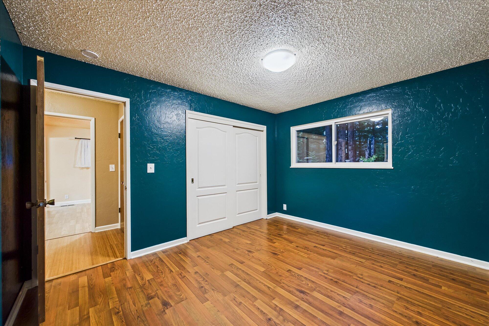 5131 Woodland Way